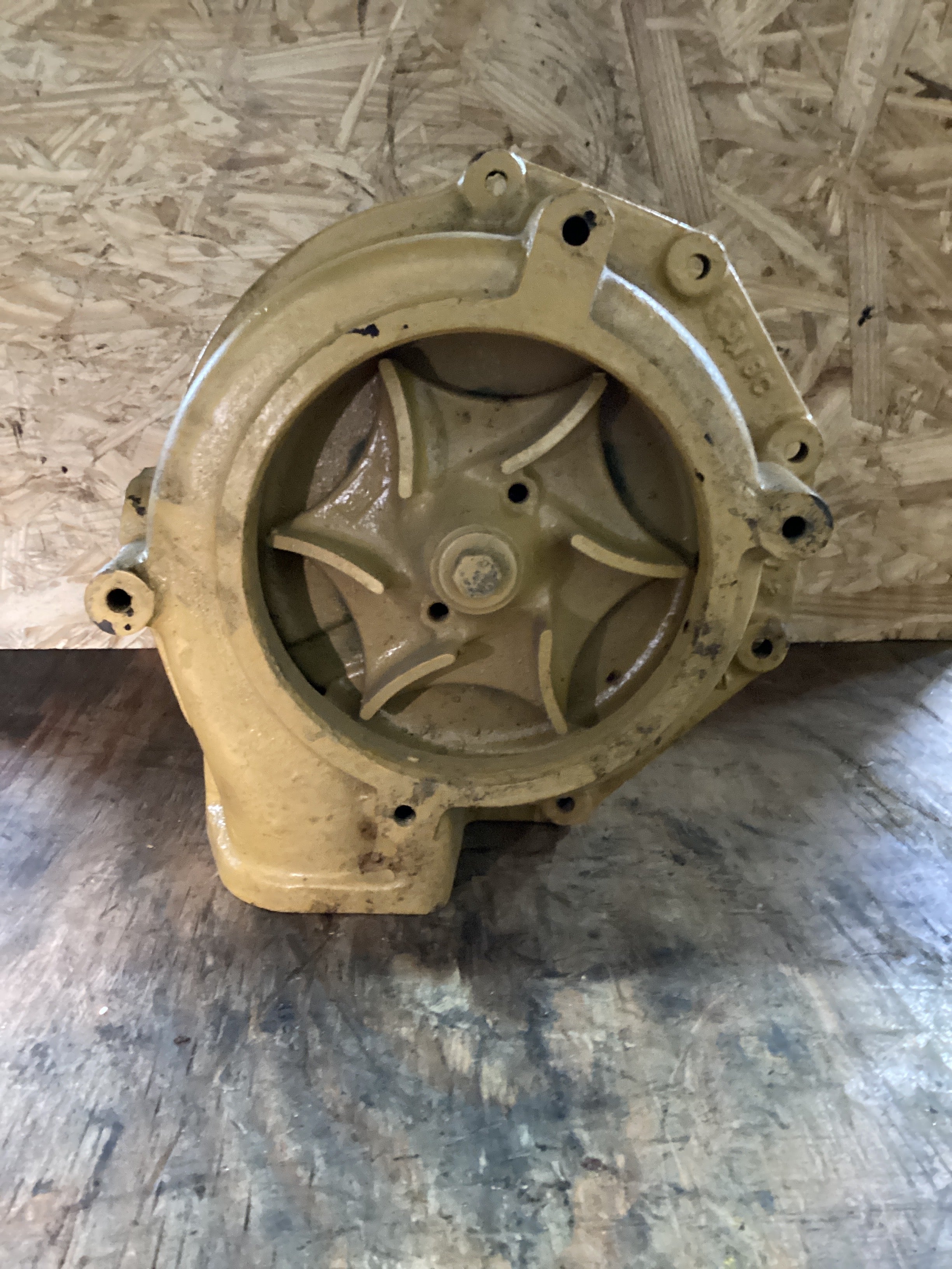 USED | ENGINE WATER PUMP CAT 3406 | SKU1,369