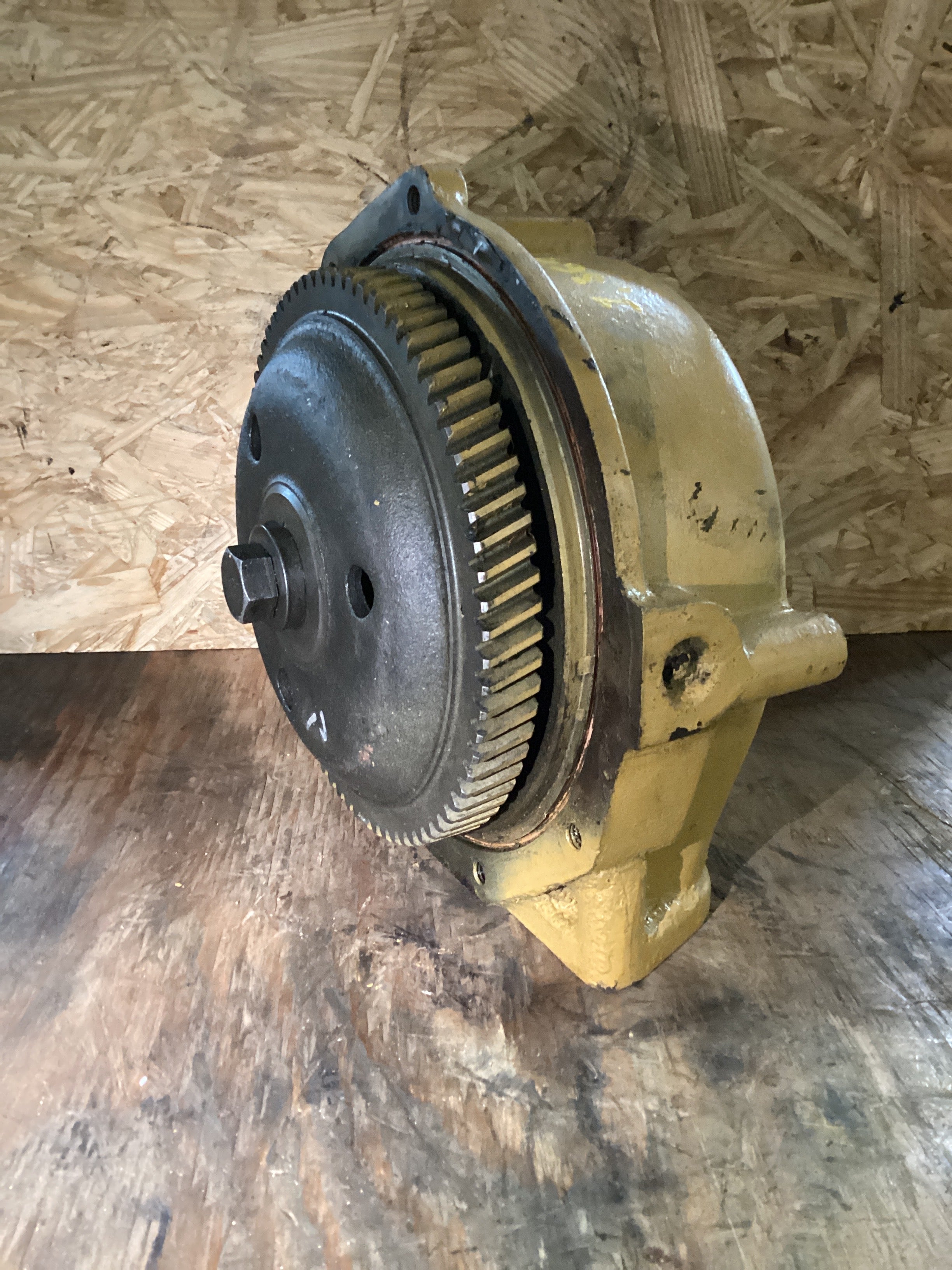 USED | ENGINE WATER PUMP CAT 3406 | SKU1,369