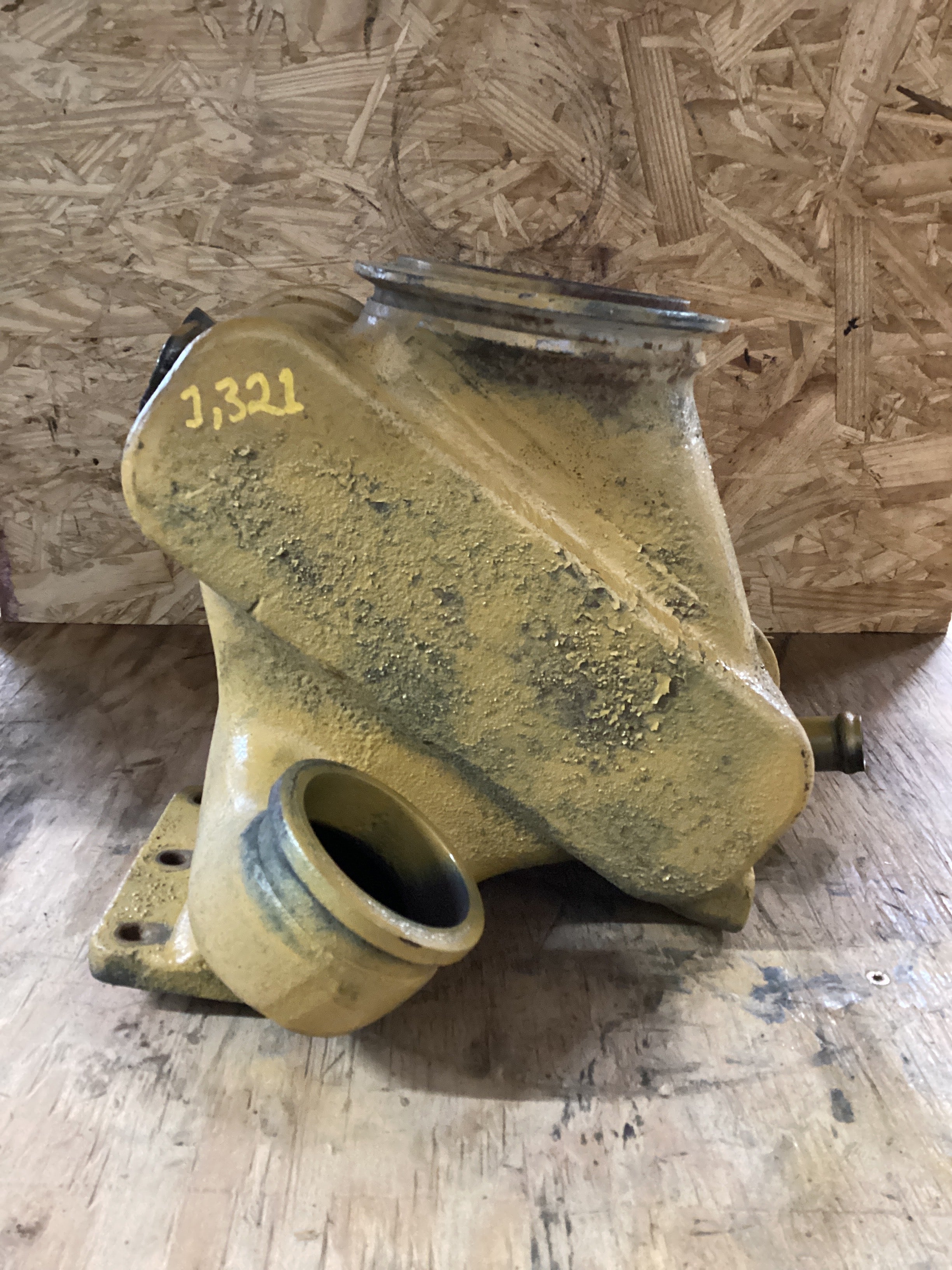USED | ENGINE INTERCOOLER CAT C13 | SKU1,321