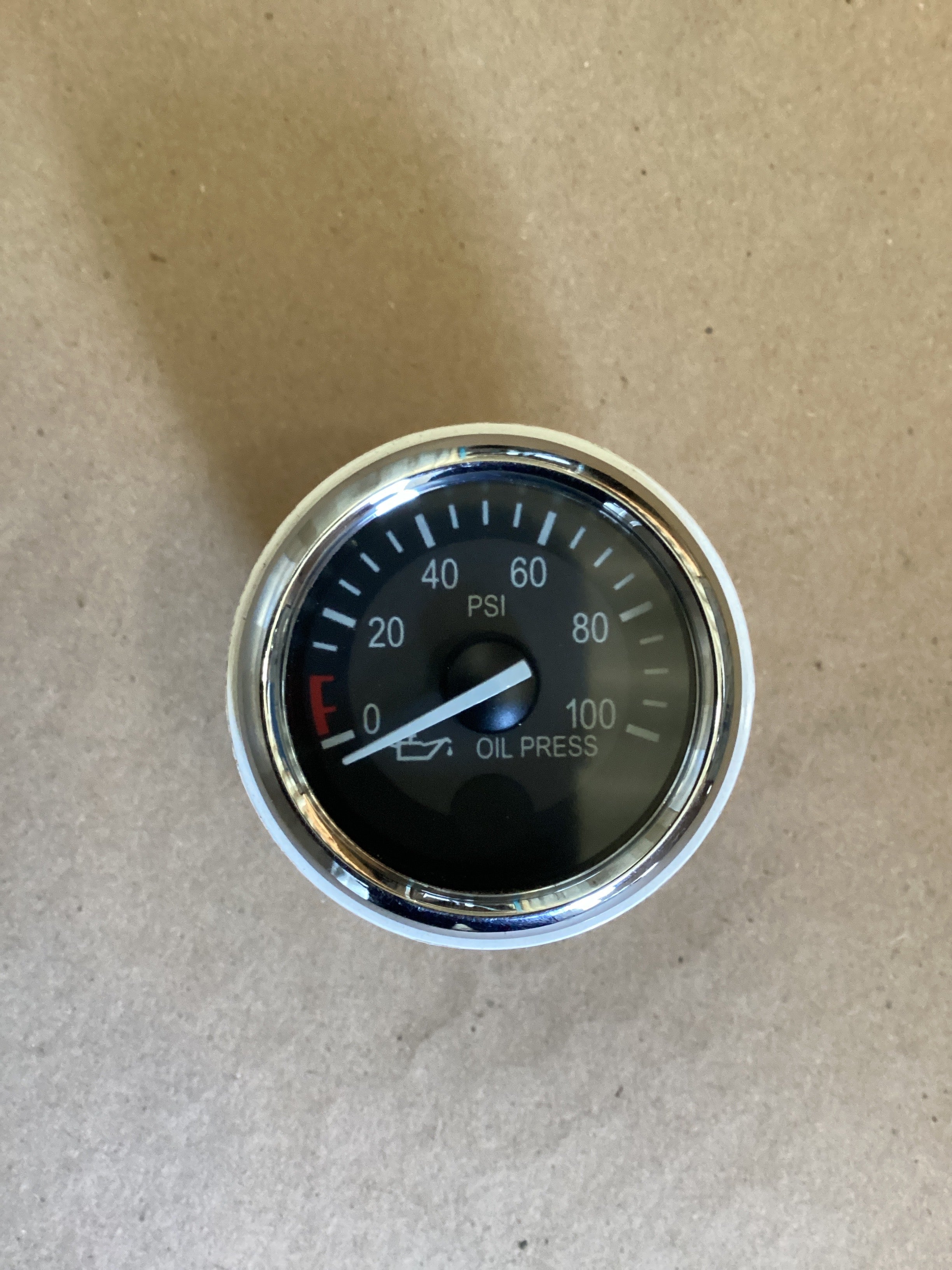 USED | DASHBOARD PANEL OIL PRESSURE GAUGE PETERBILT | SKU1,557