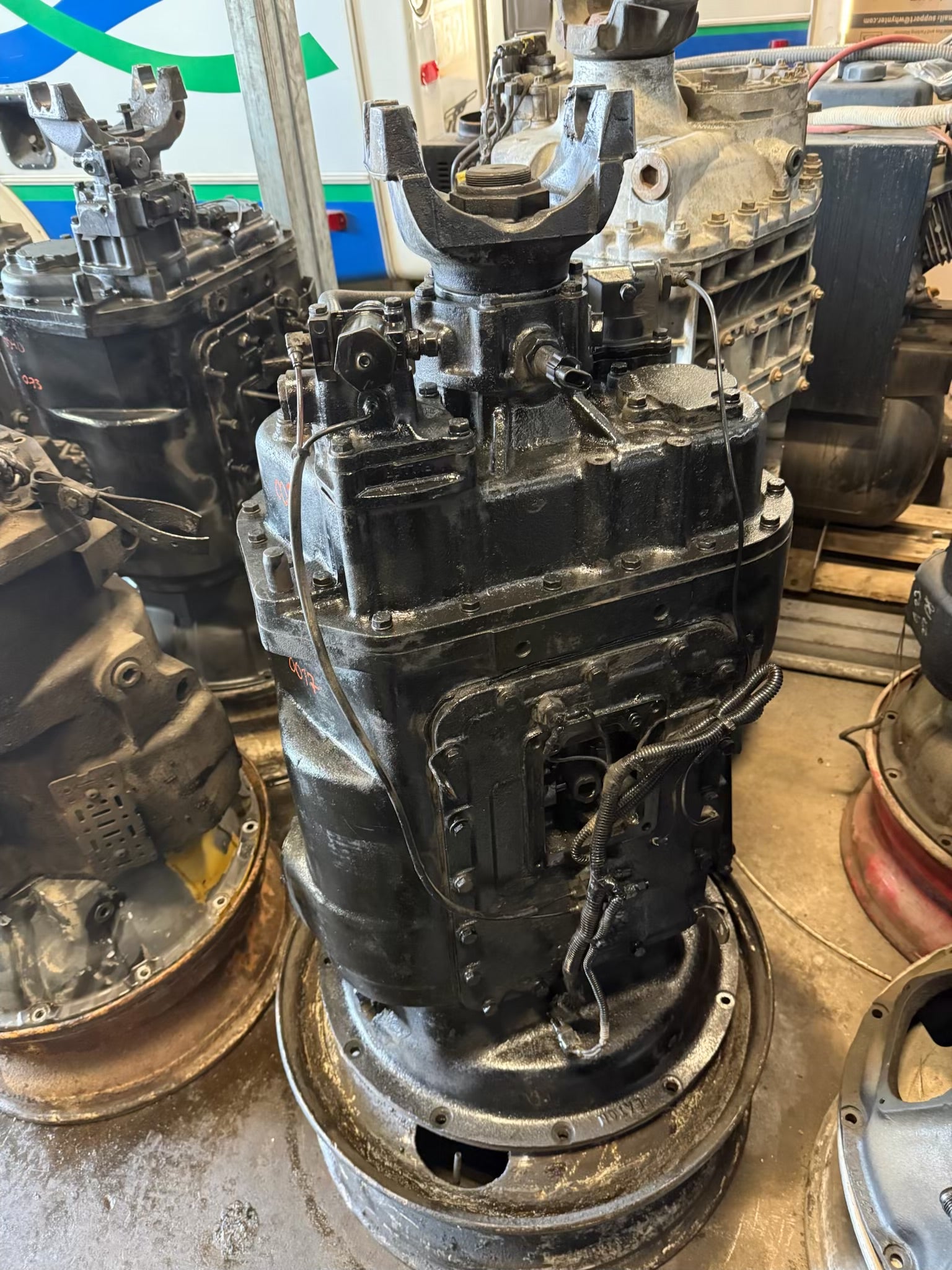 USED | EATON TRANSMISSION 10 SPEED [RTL015610B] | SKU0017