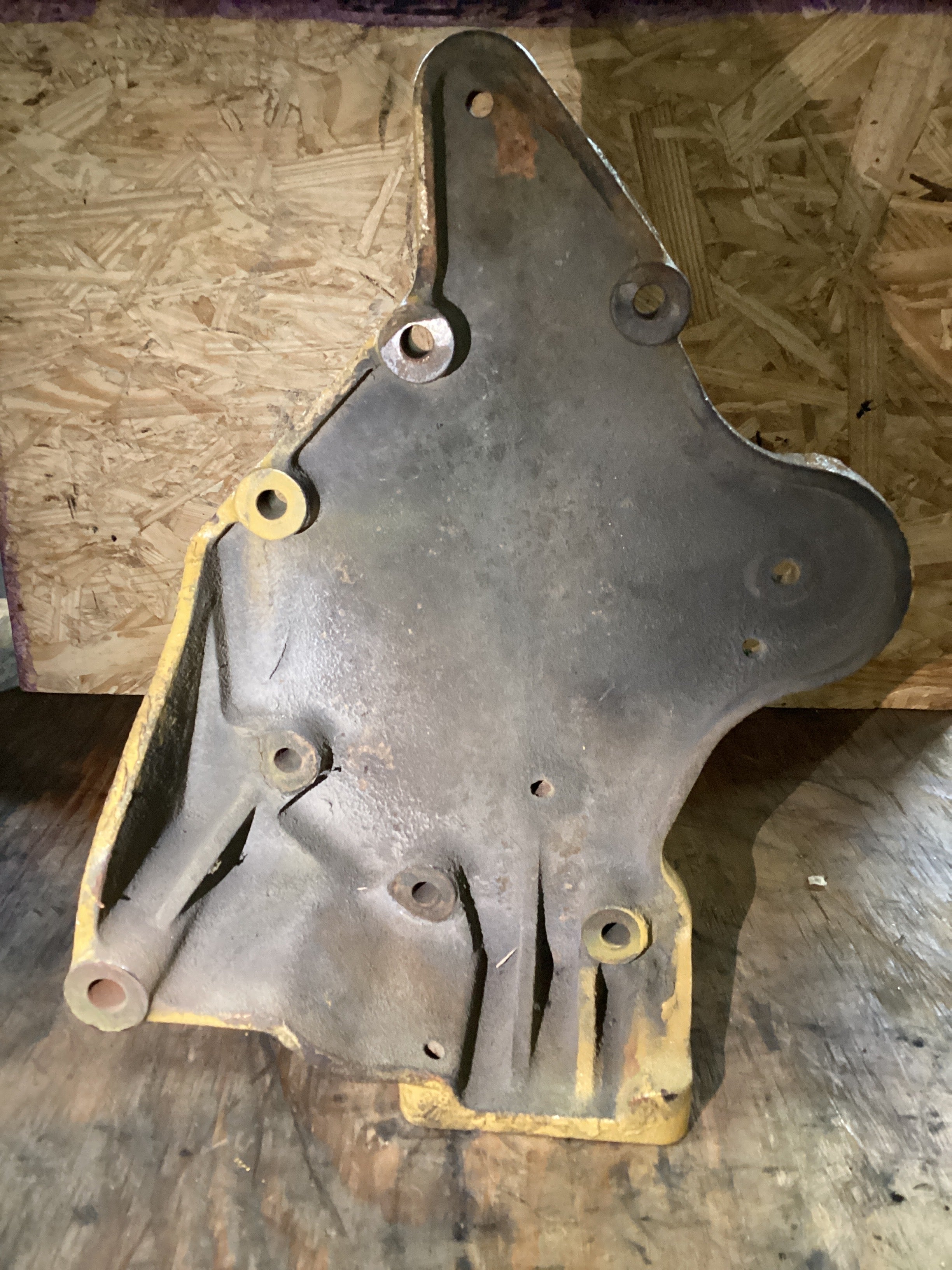 USED | ENGINE ALTERNATOR MOUNTING BRACKET CAT C15 | SKU1,349
