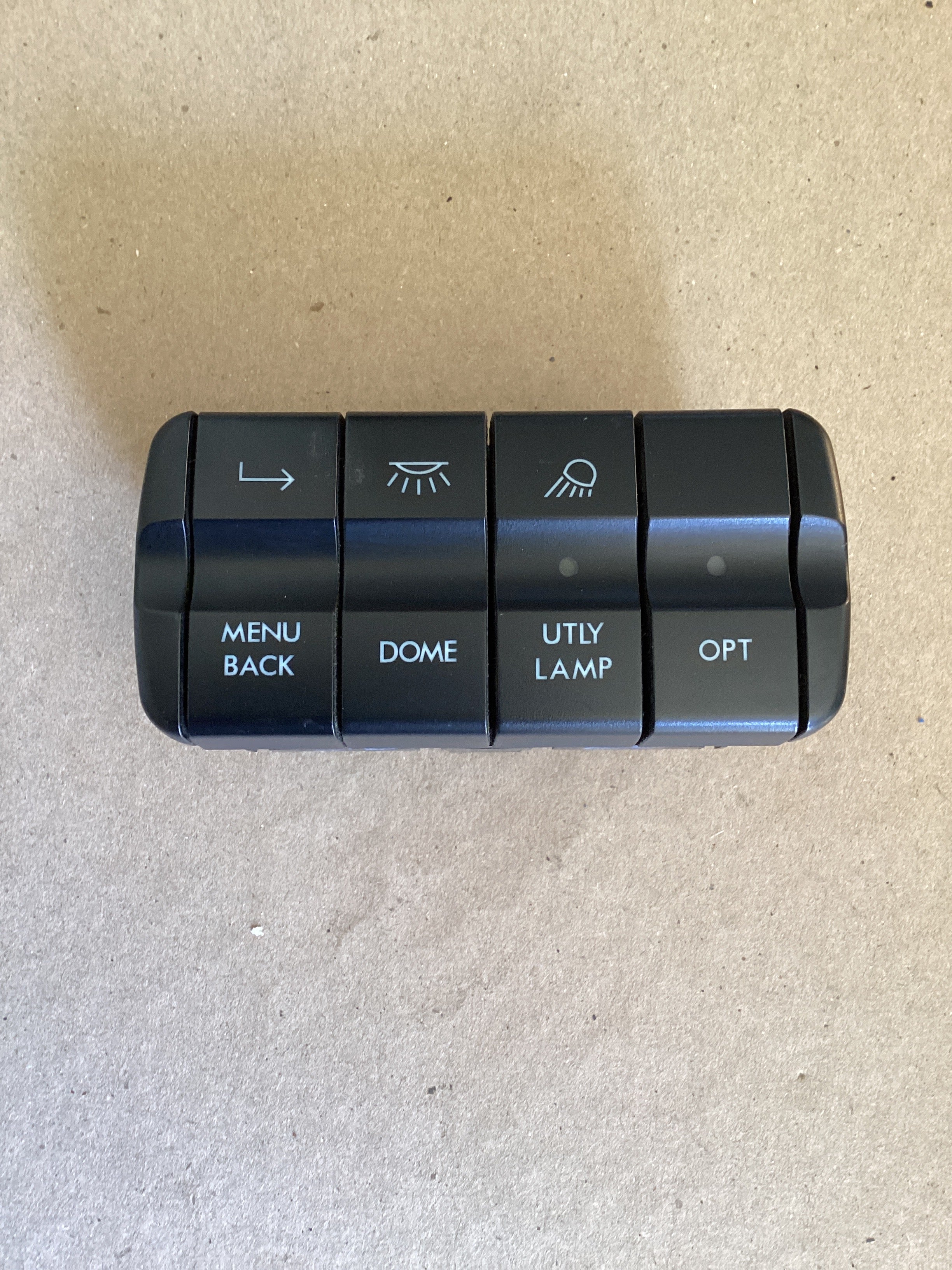 USED | DASHBOARD PANEL SWITCH MODULE FREIGHTLINER | SKU1,517