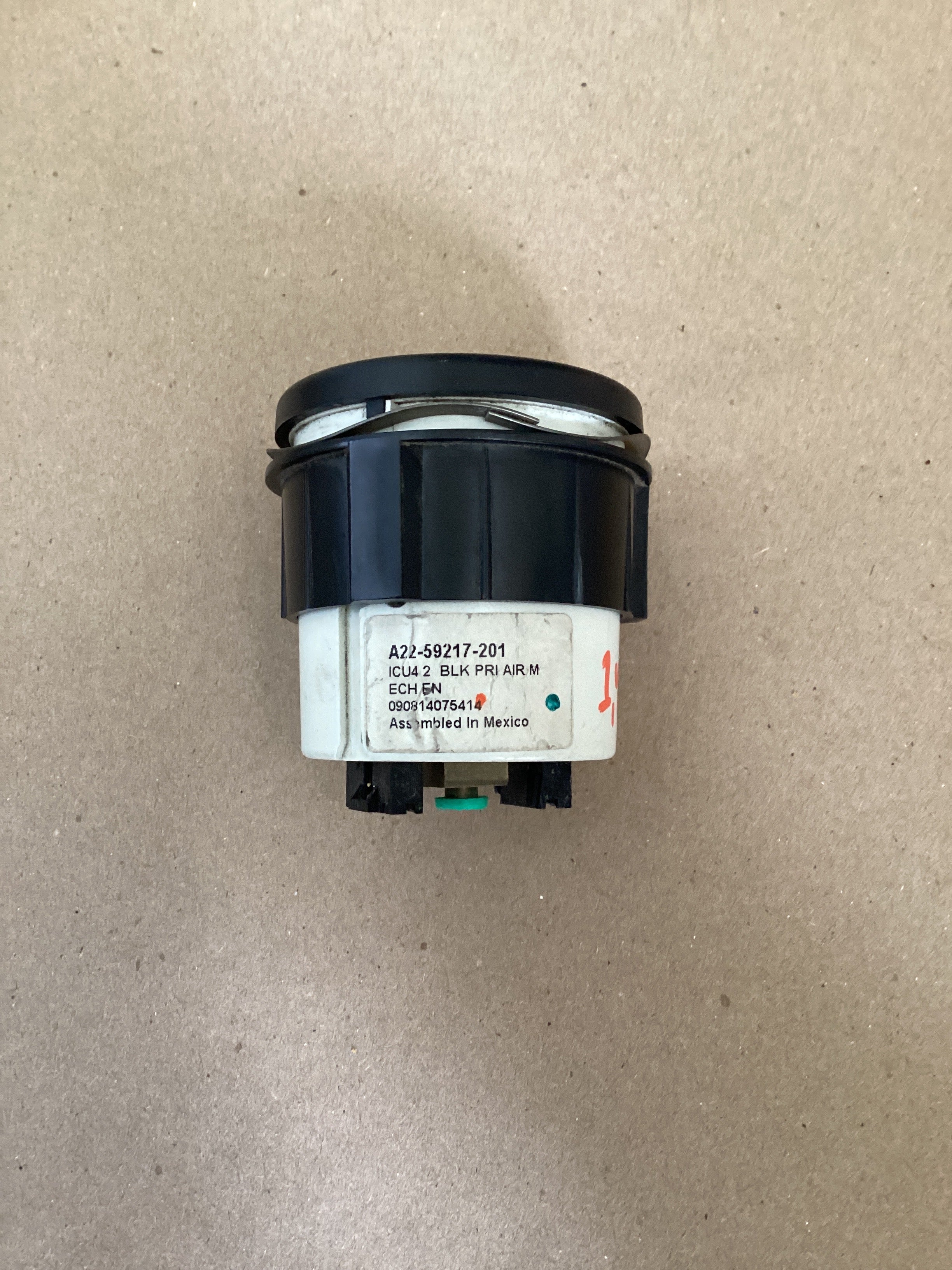 USED | DASHBOARD AIR PRESSURE PRIMARY PSI GAUGE FREIGHTLINER | SKU1,487