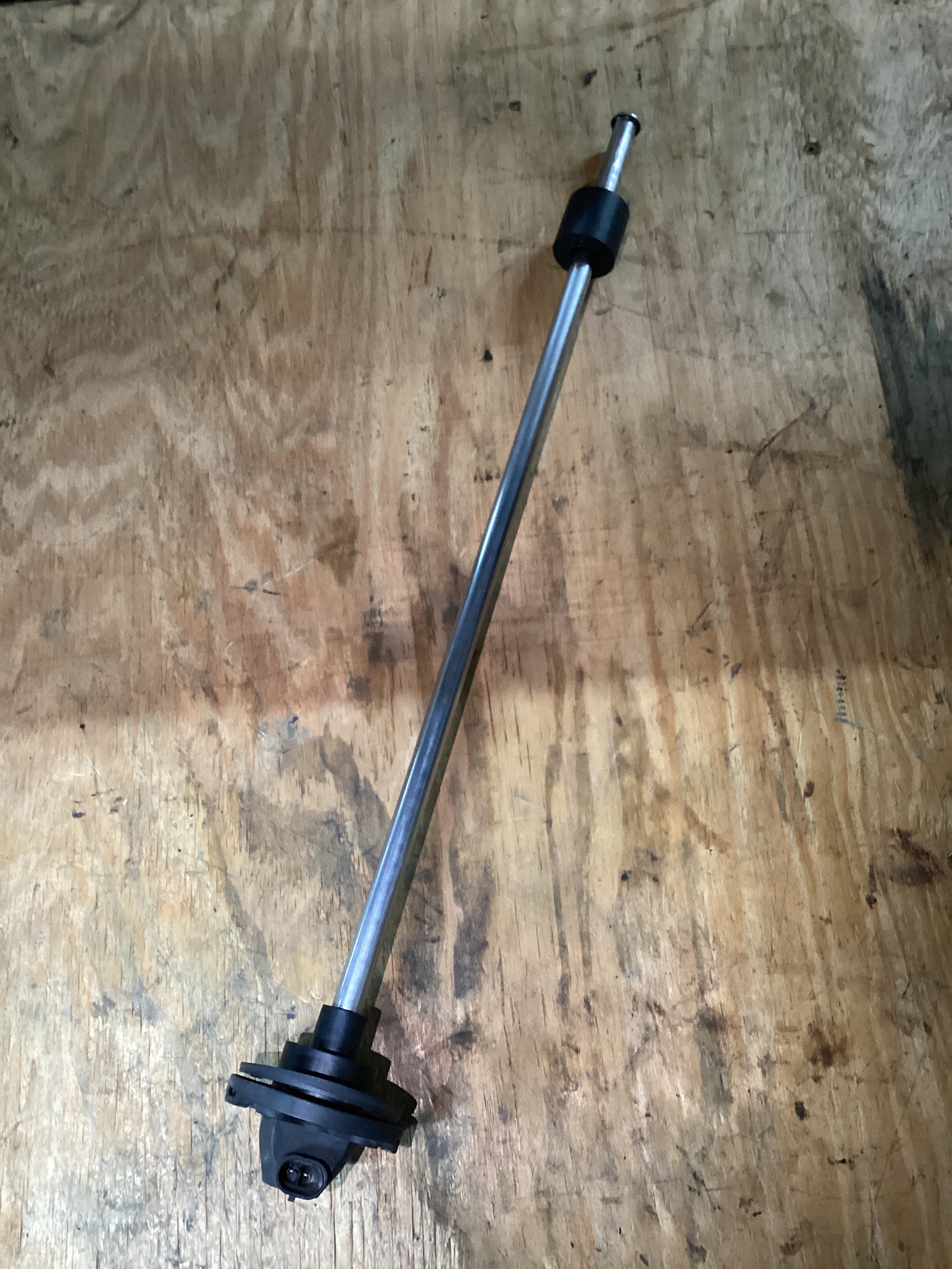 USED | FUEL TANK SENDING UNIT FUEL SENDER | SKU1,417