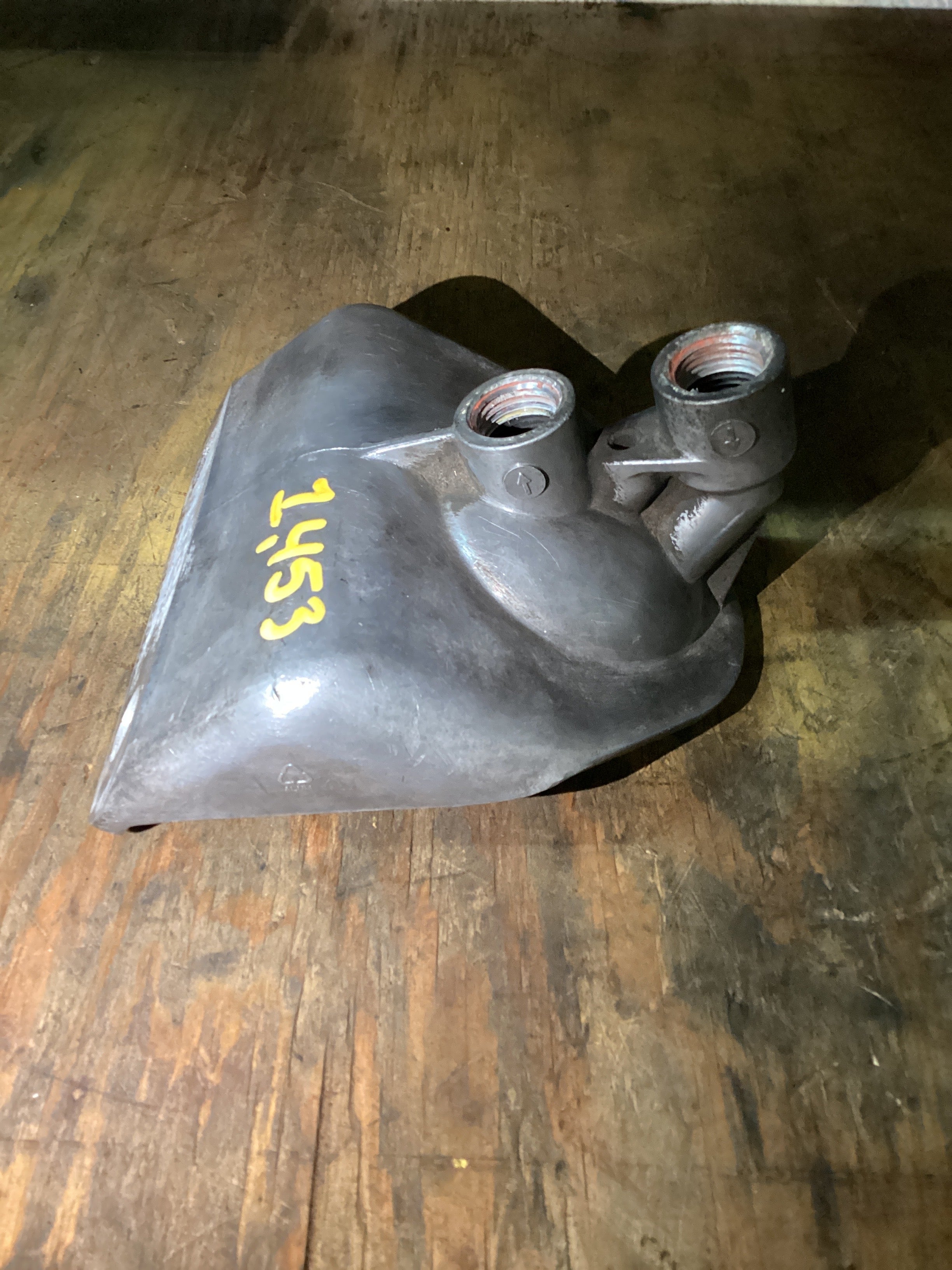 USED | ENGINE FUEL FILTER BASE DETROIT | SKU1,453