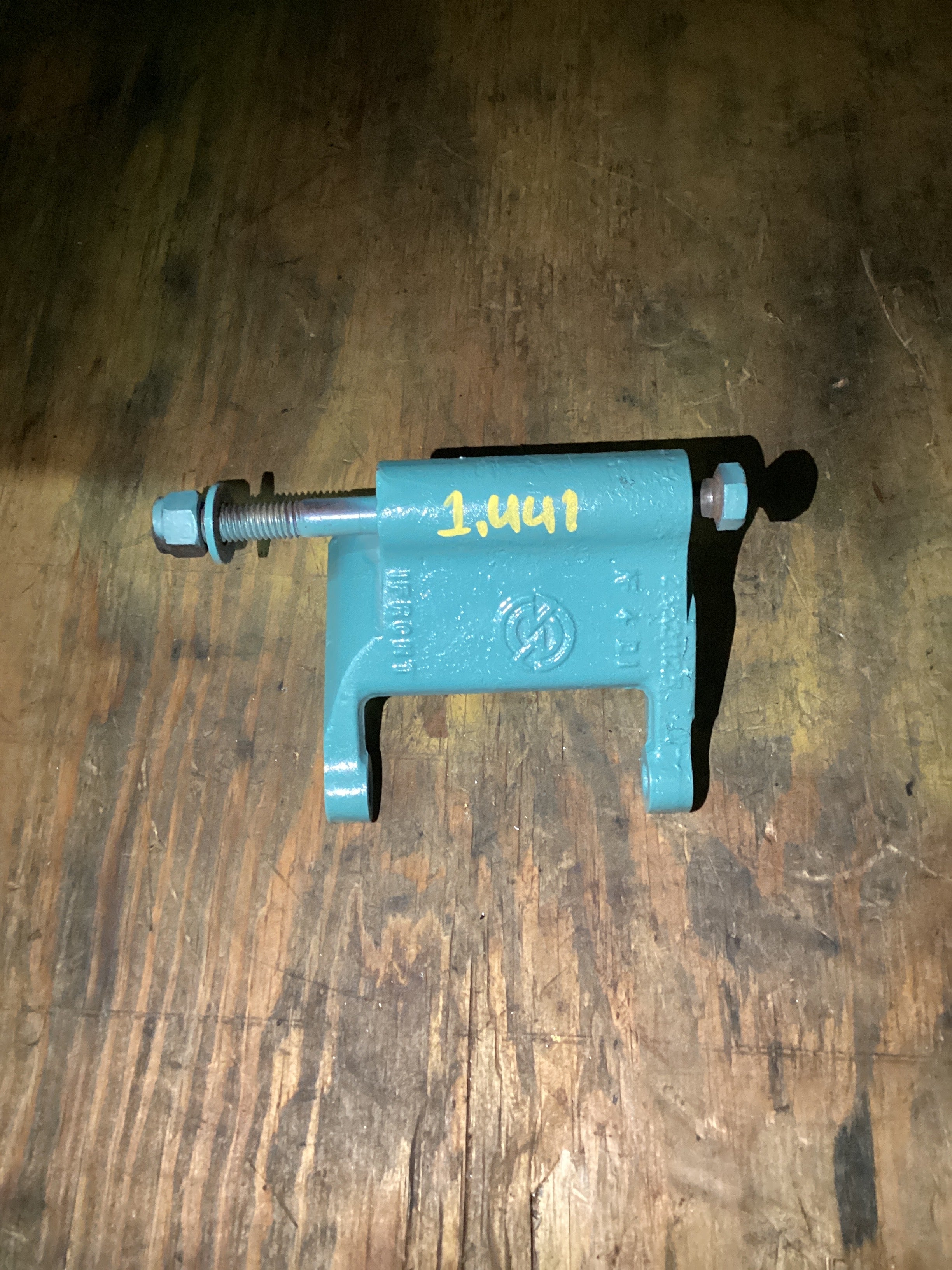 USED | ENGINE ALTERNATOR BRACKET DETROIT | SKU1,441