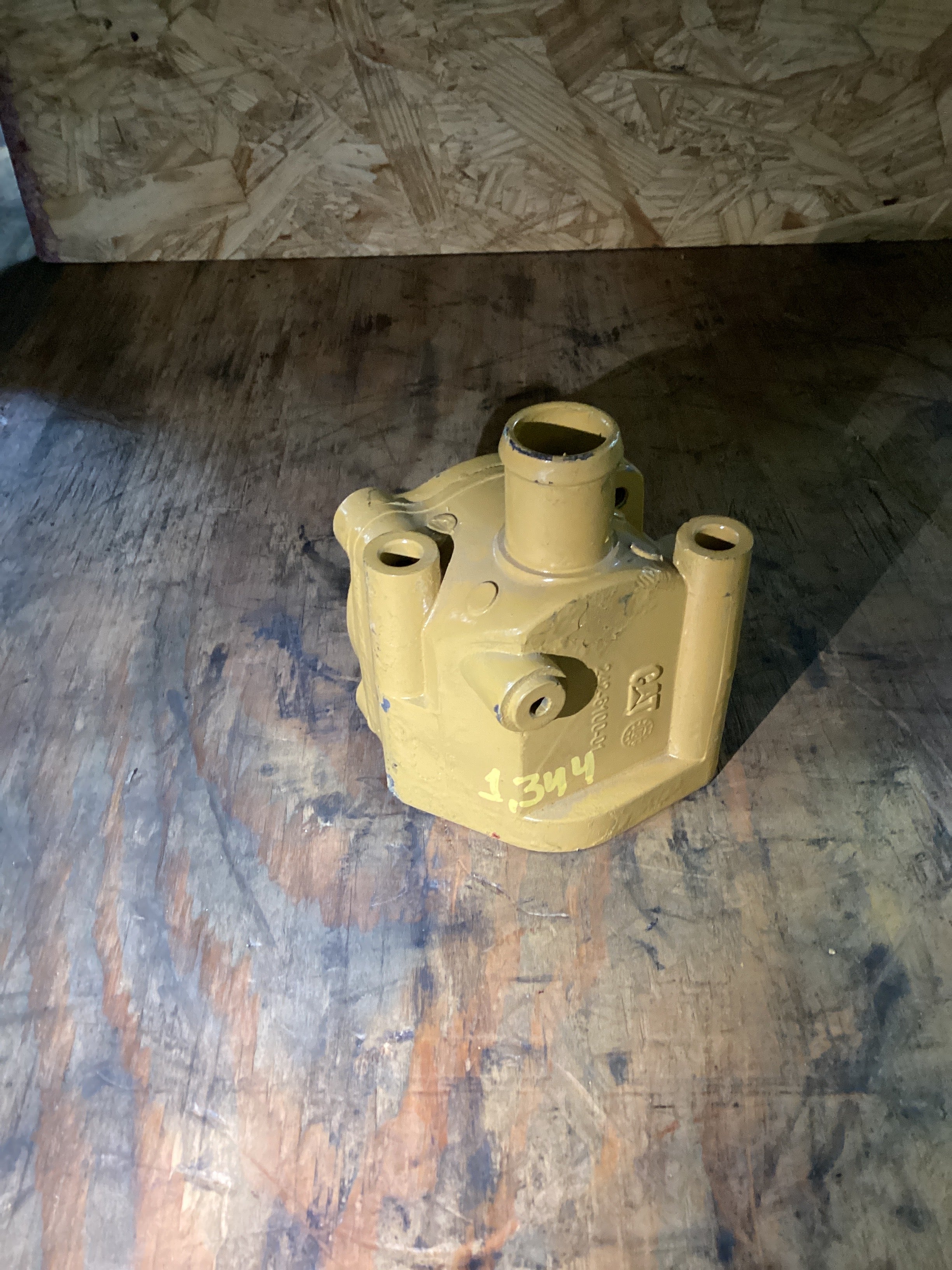 USED | ENGINE WATER VALVE CAT C15 | SKU1,344