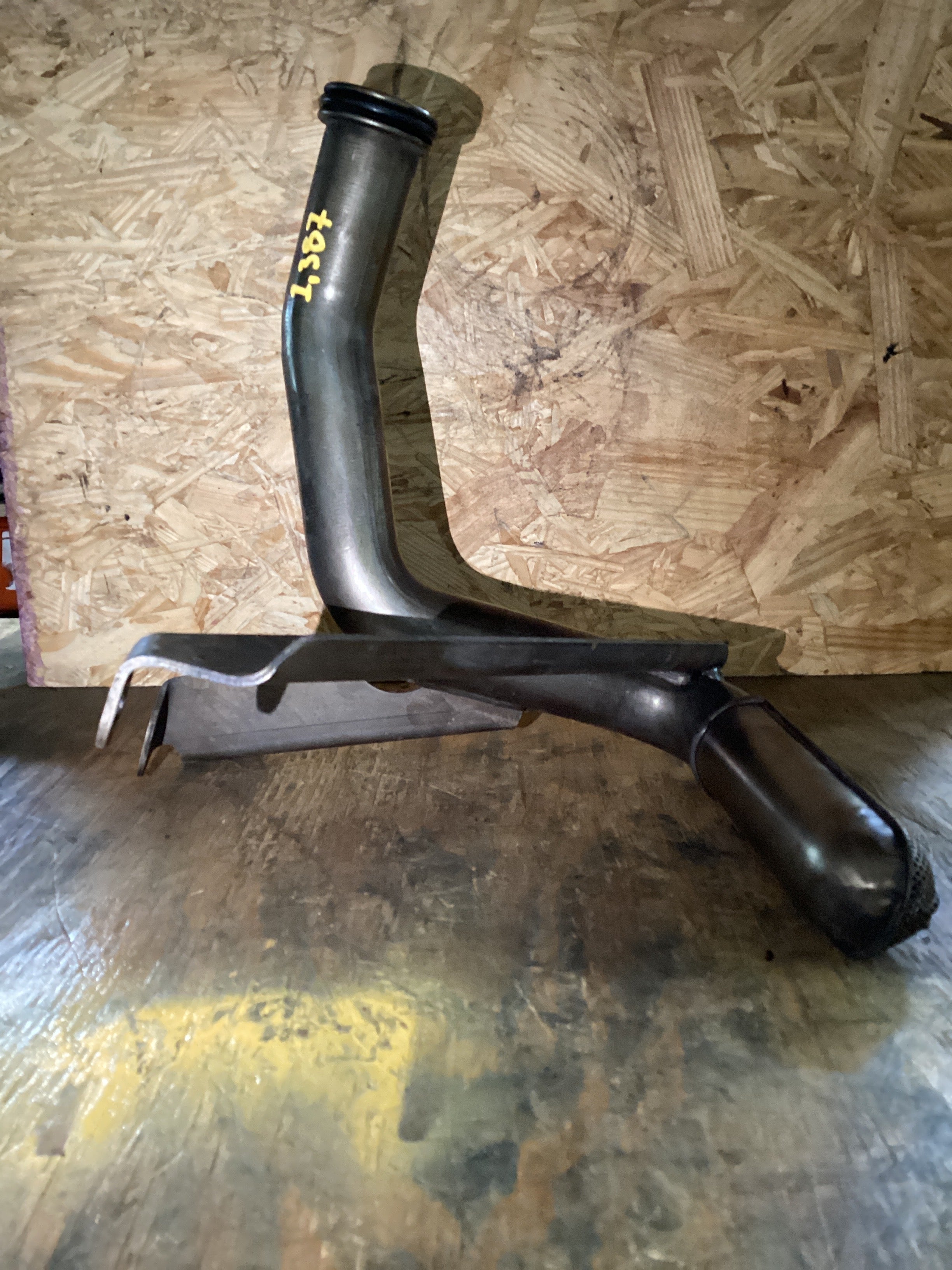 USED | ENGINE OIL PAN CONNECTION OIL SUCTION TUBE CUMMINS ISX | SKU1,387
