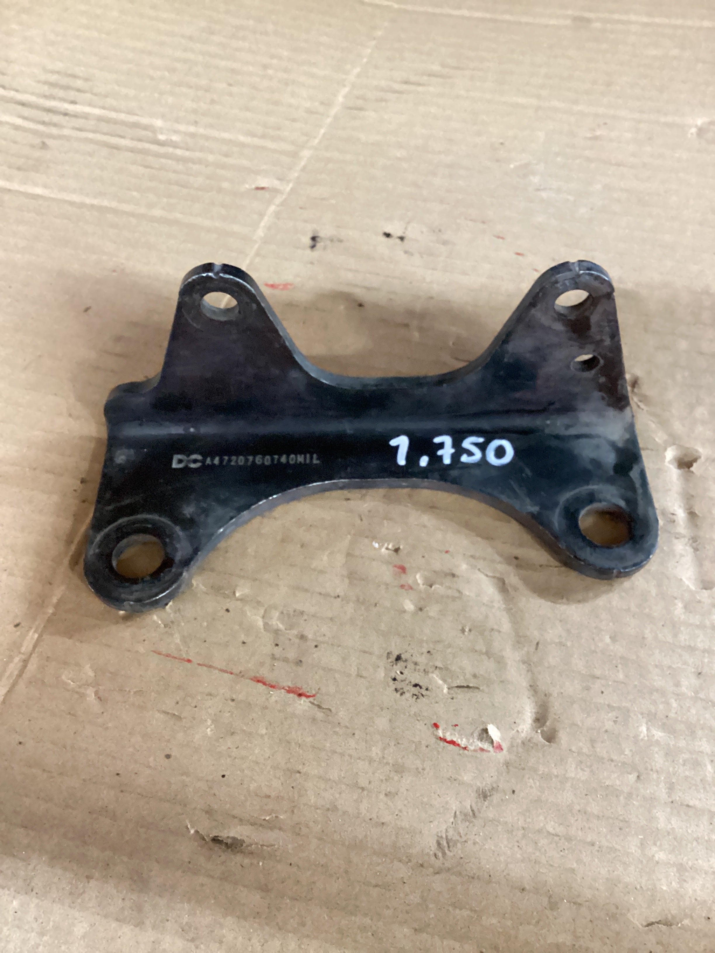 USED | ENGINE ECM BRACKET DETROIT DD15 | SKU1,750