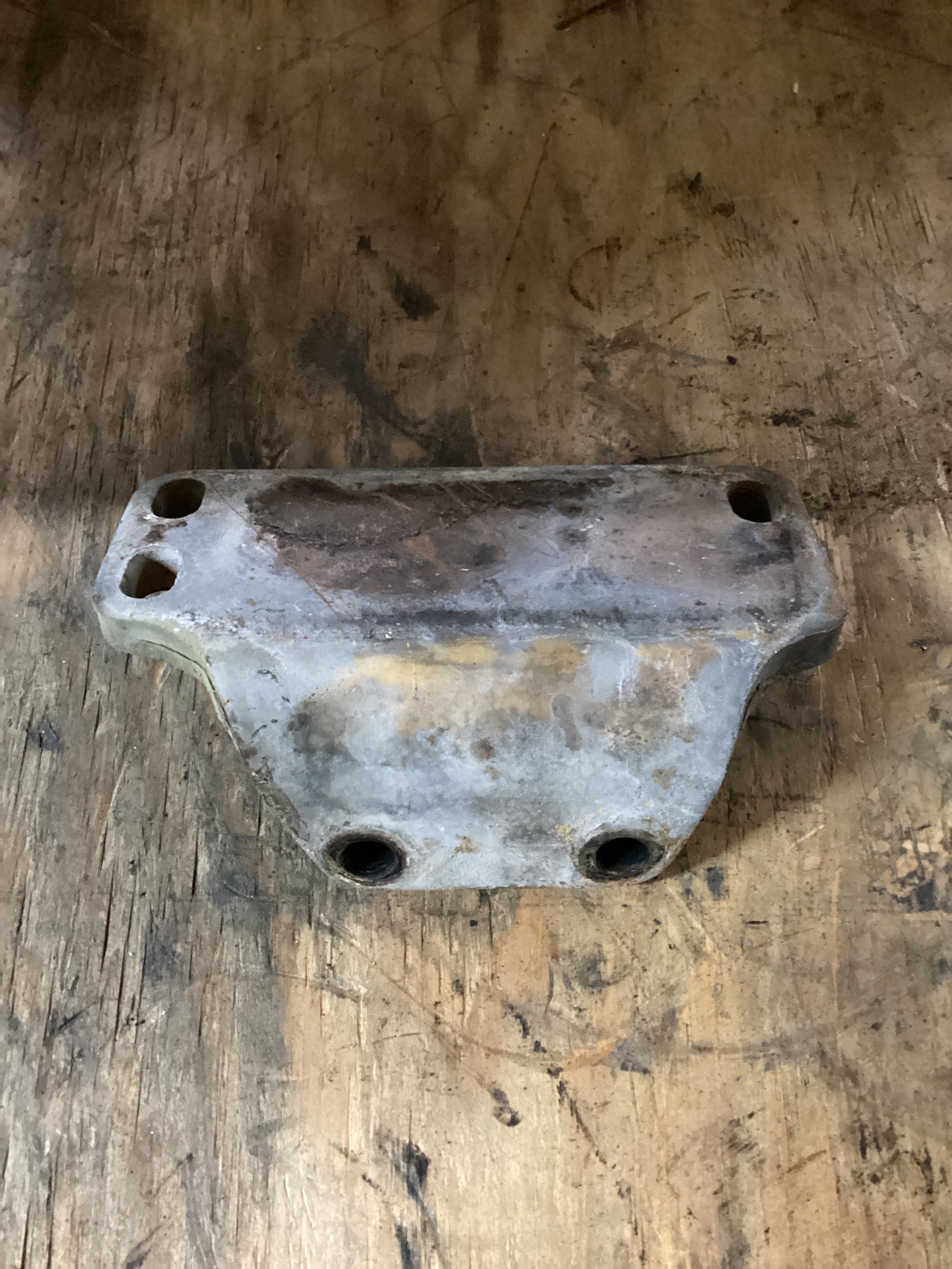 USED | ENGINE BRACKET CAT C13 | SKU1,334