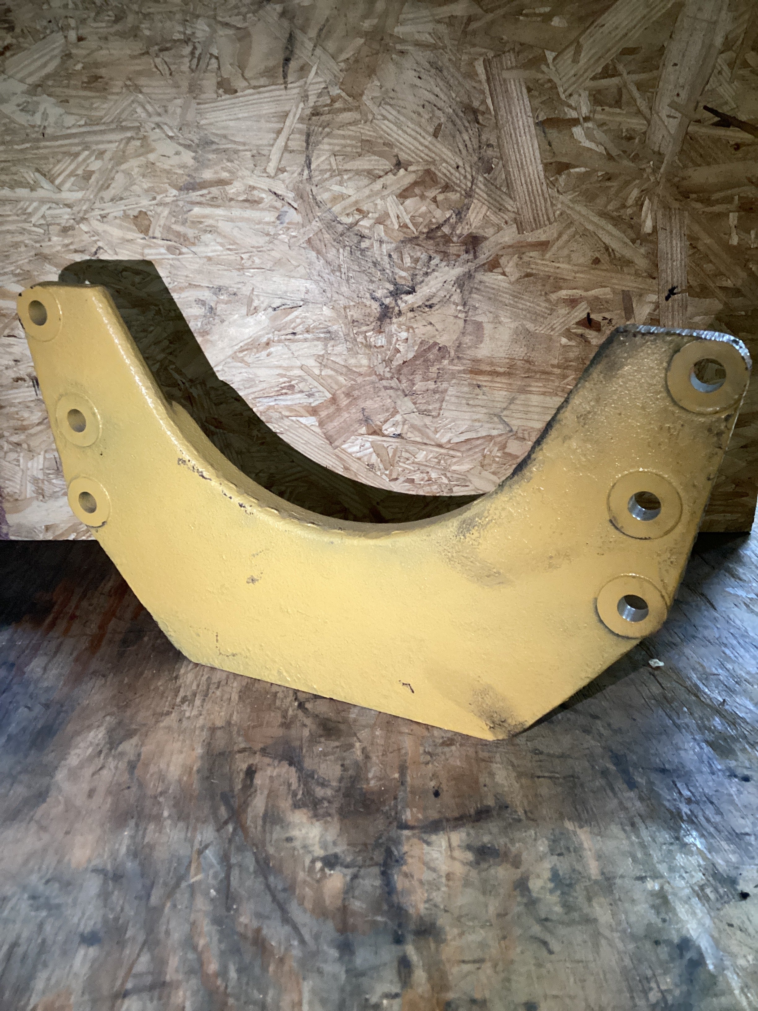 USED | ENGINE MOUNT FRONT CAT C15 | SKU1,350