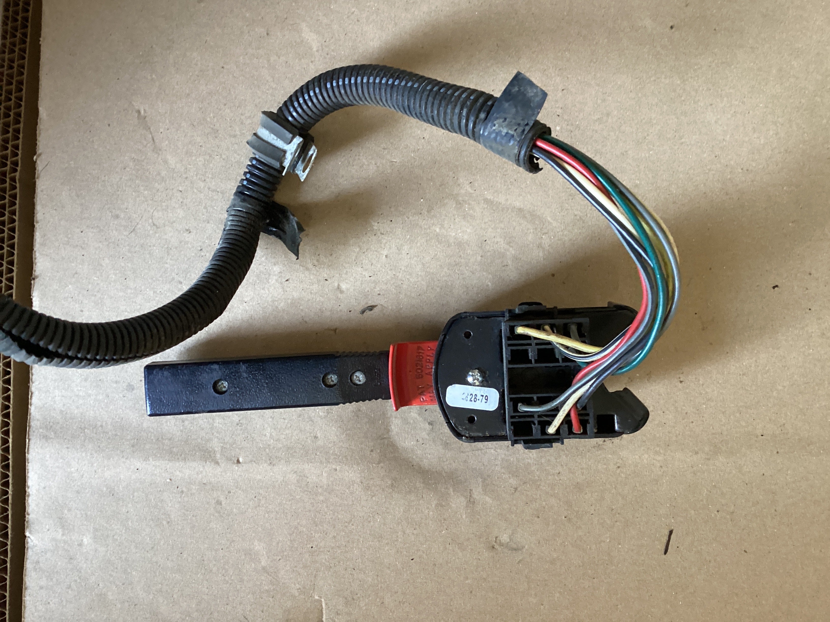 USED | TURN SIGNAL LIGHT SWITCH INTERNATIONAL | SKU1,628