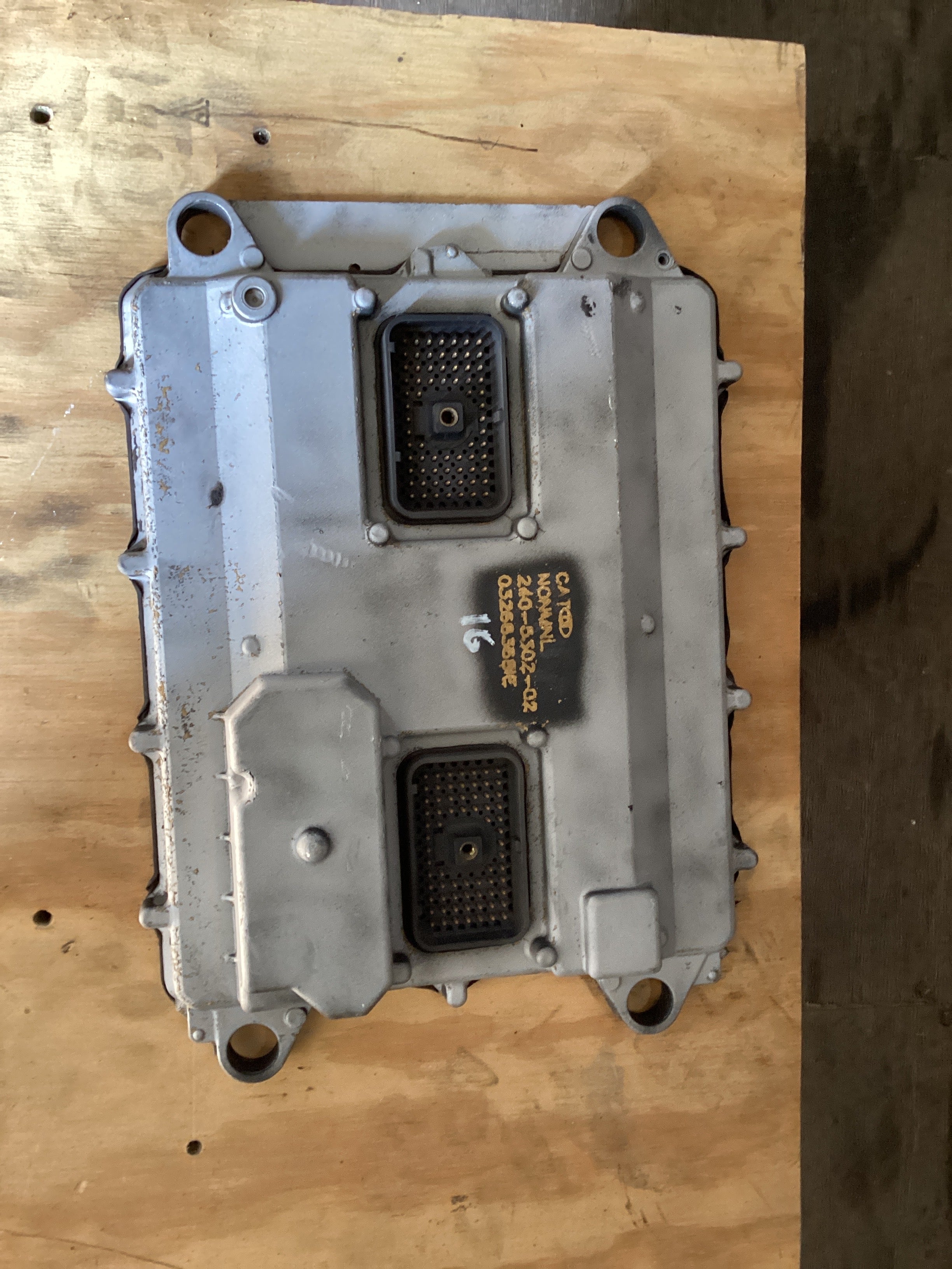 USED | ENGINE ECM CONTROL MODULE CAT | SKU1,482