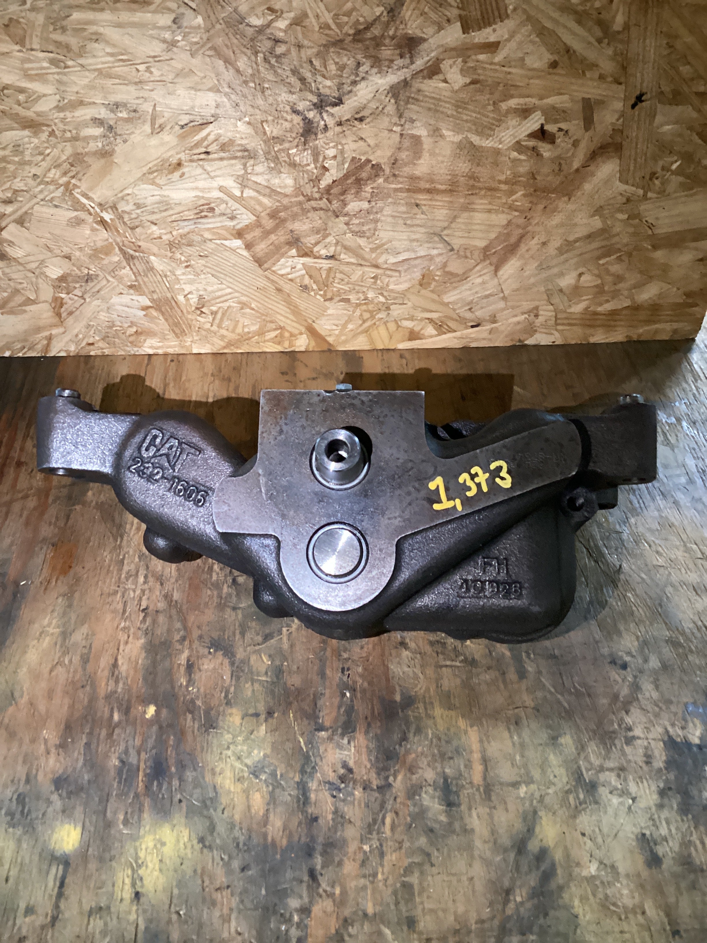 USED | ENGINE OIL PUMP CAT C15 | SKU1,373