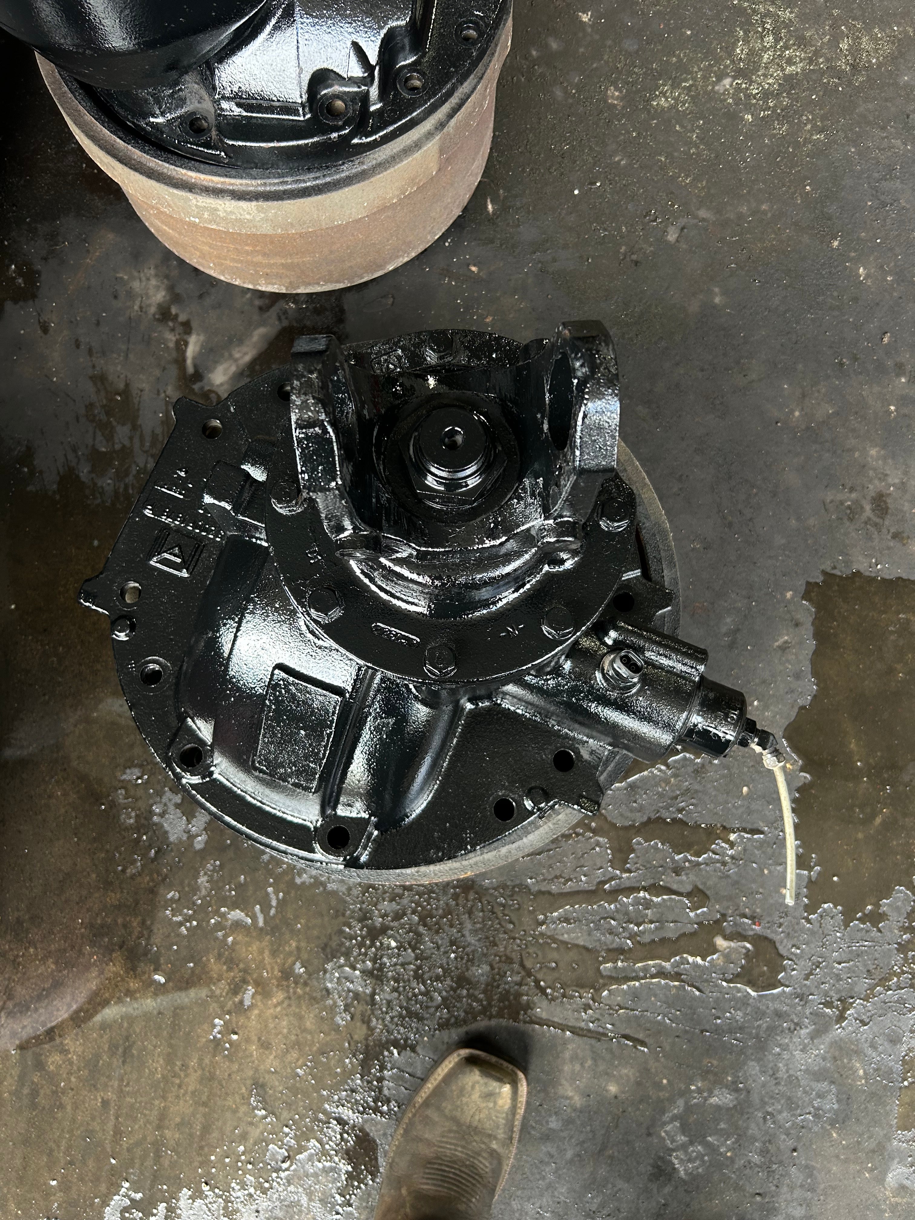 USED | 3.70 MERITOR REAR /FRONT DIFFERENTIAL | SKU0043