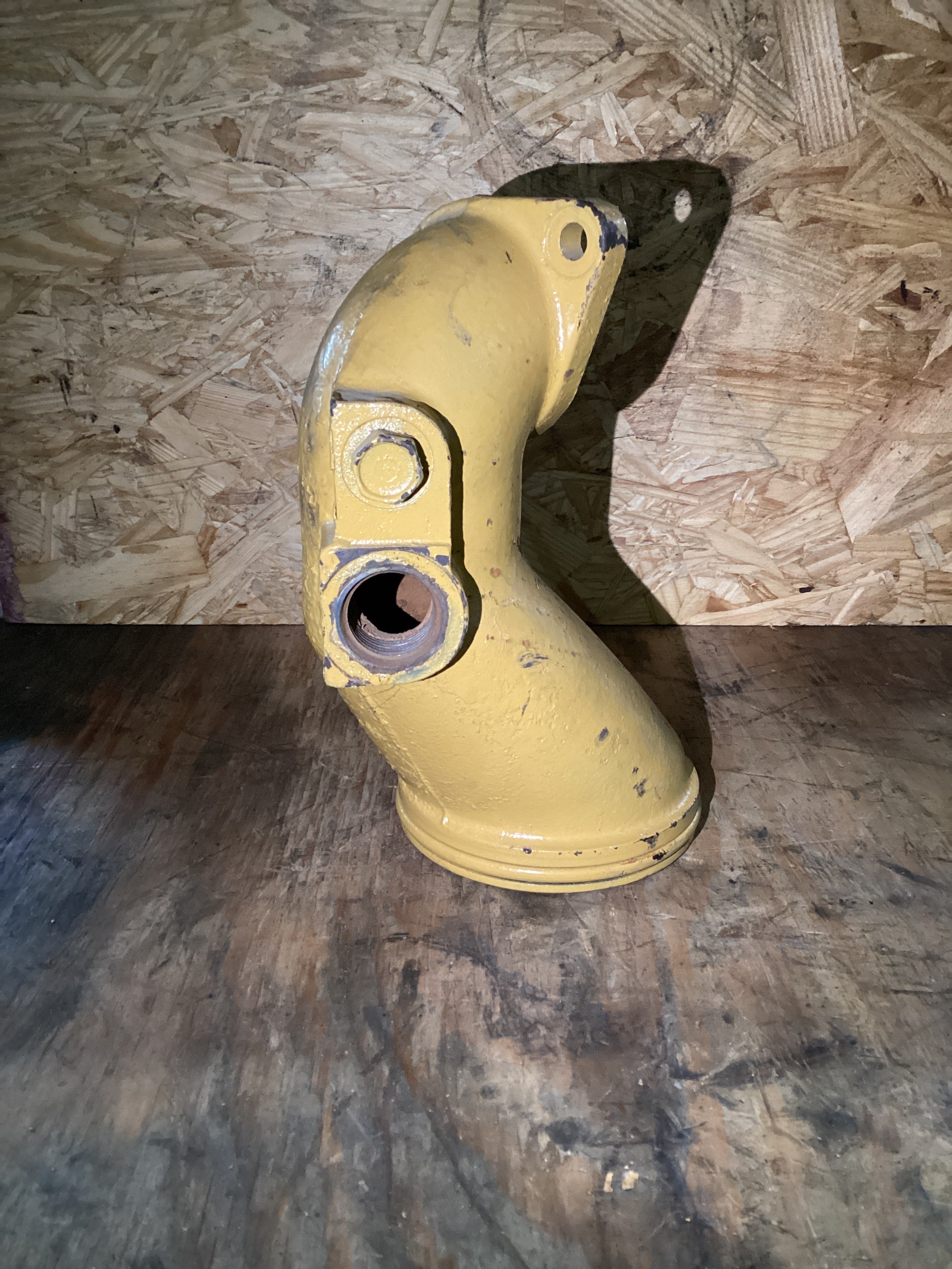 USED | ENGINE WATER TRANSFER TUBE CAT C15 | SKU1,357