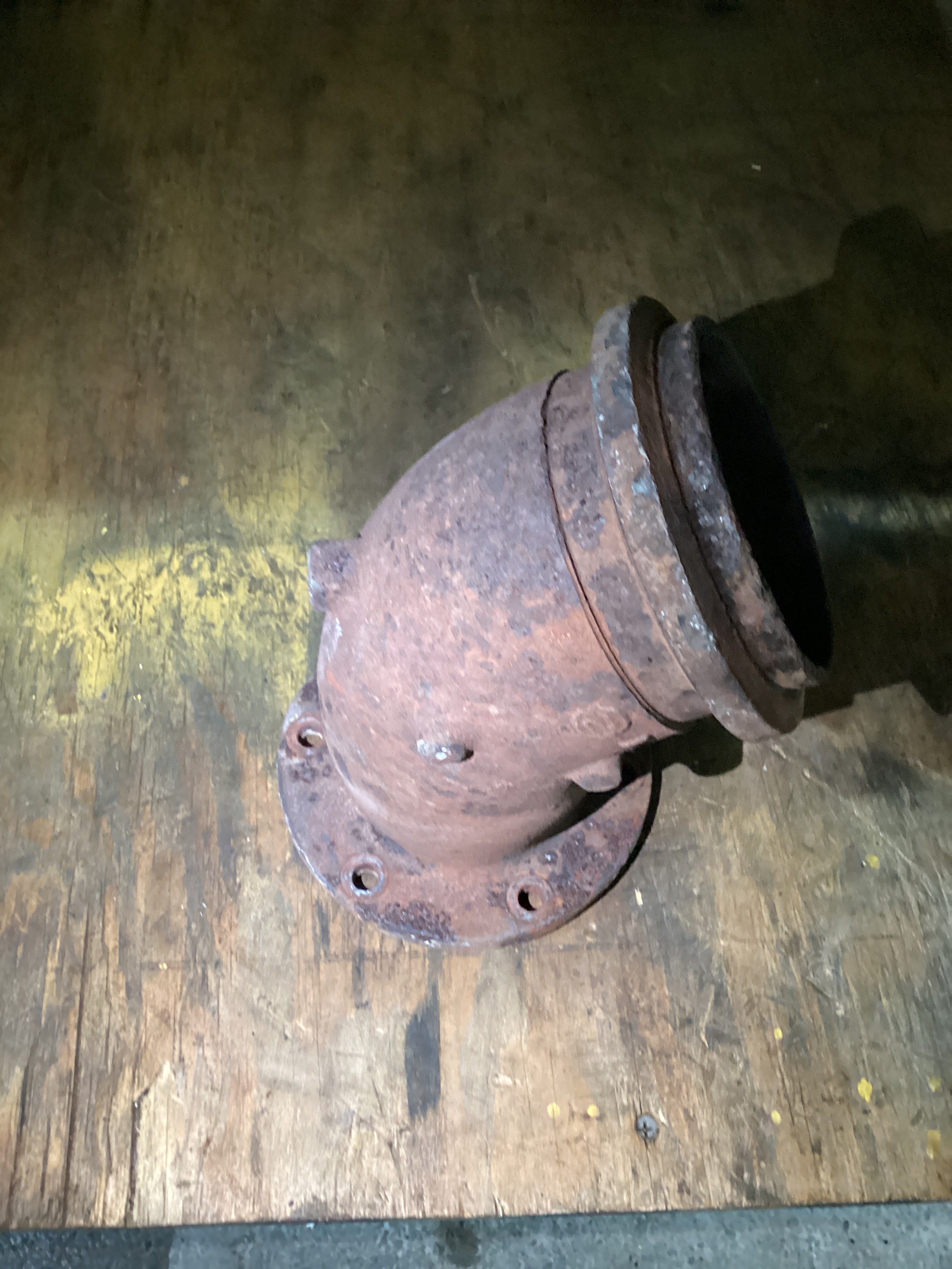 USED | USED EXHAUST MANIFOLD OUTLET ELBOW PIPE DETROIT 14 L | SKU1,456