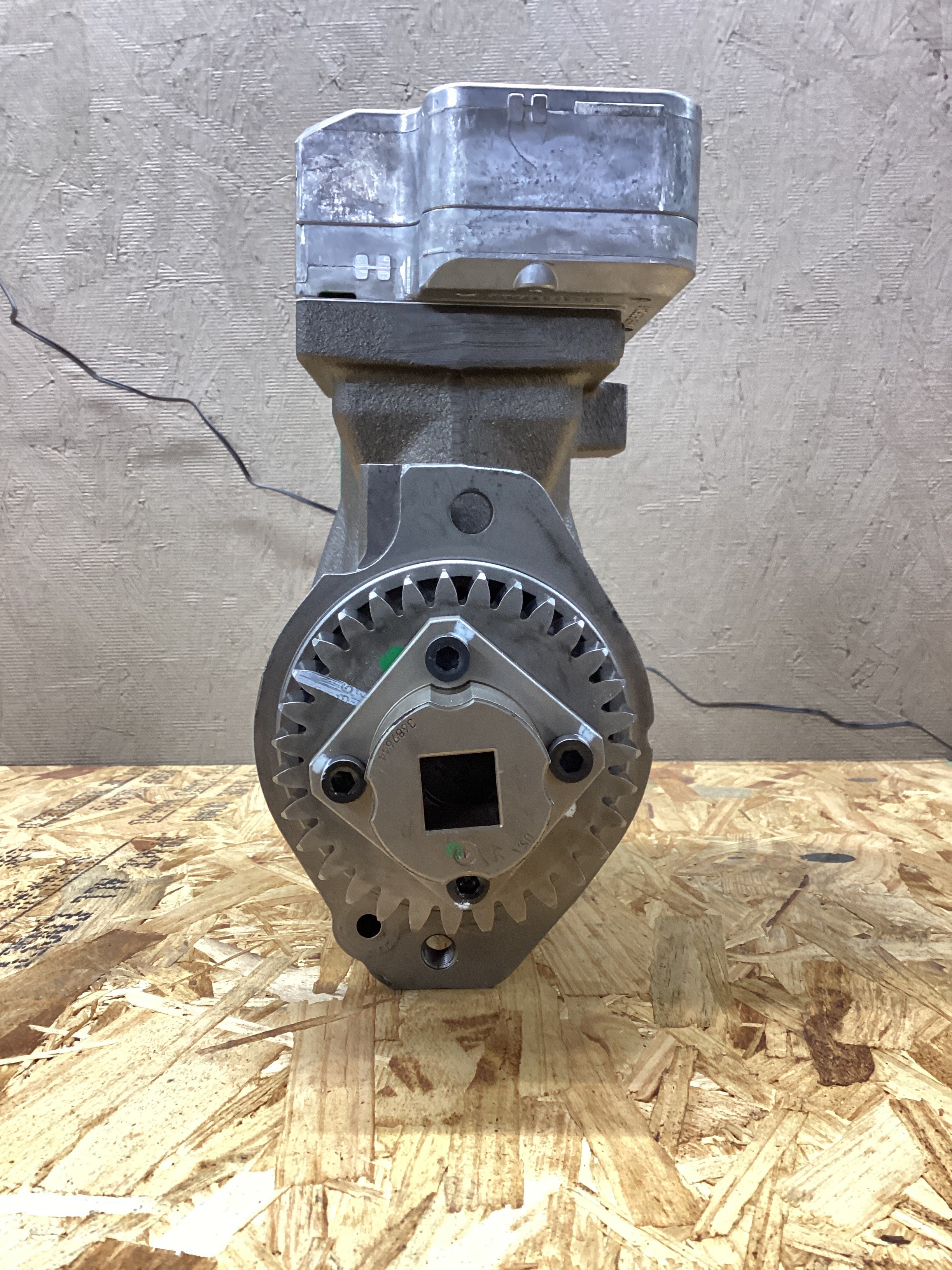NEW | AIR COMPRESSOR ASSY (CUMMINS ISX NEW) | SKU125