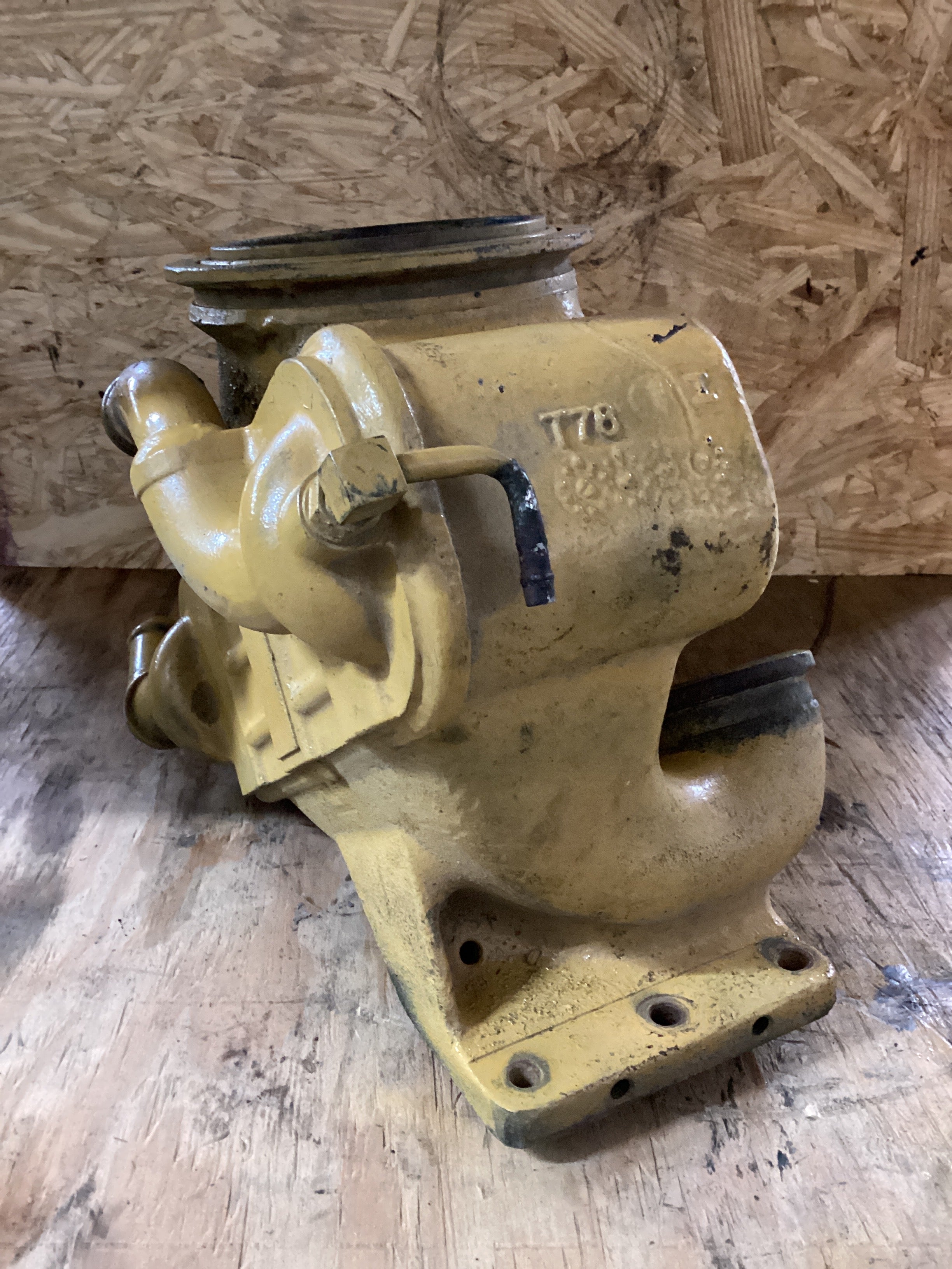 USED | ENGINE INTERCOOLER CAT C13 | SKU1,321