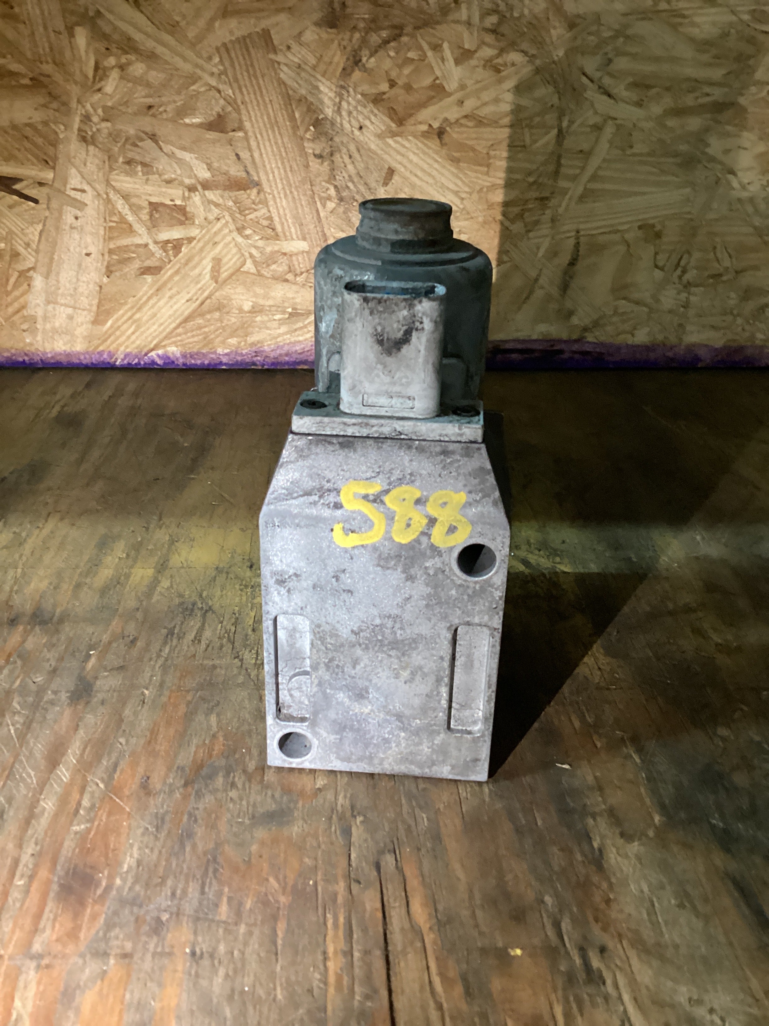 USED | V POD DETROIT 14L | SKU588