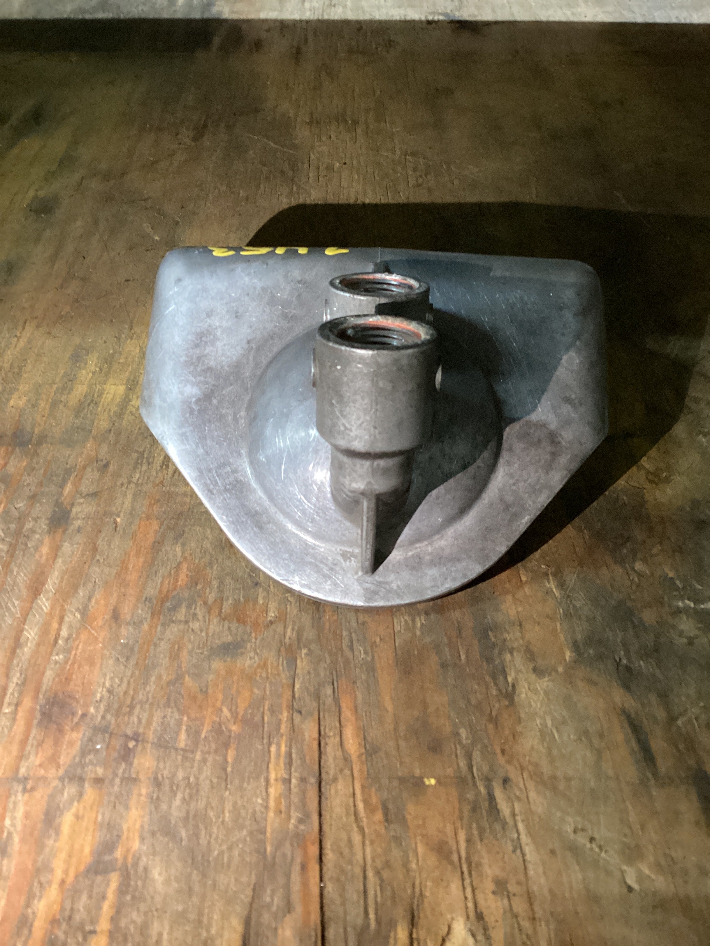 USED | ENGINE FUEL FILTER BASE DETROIT | SKU1,453
