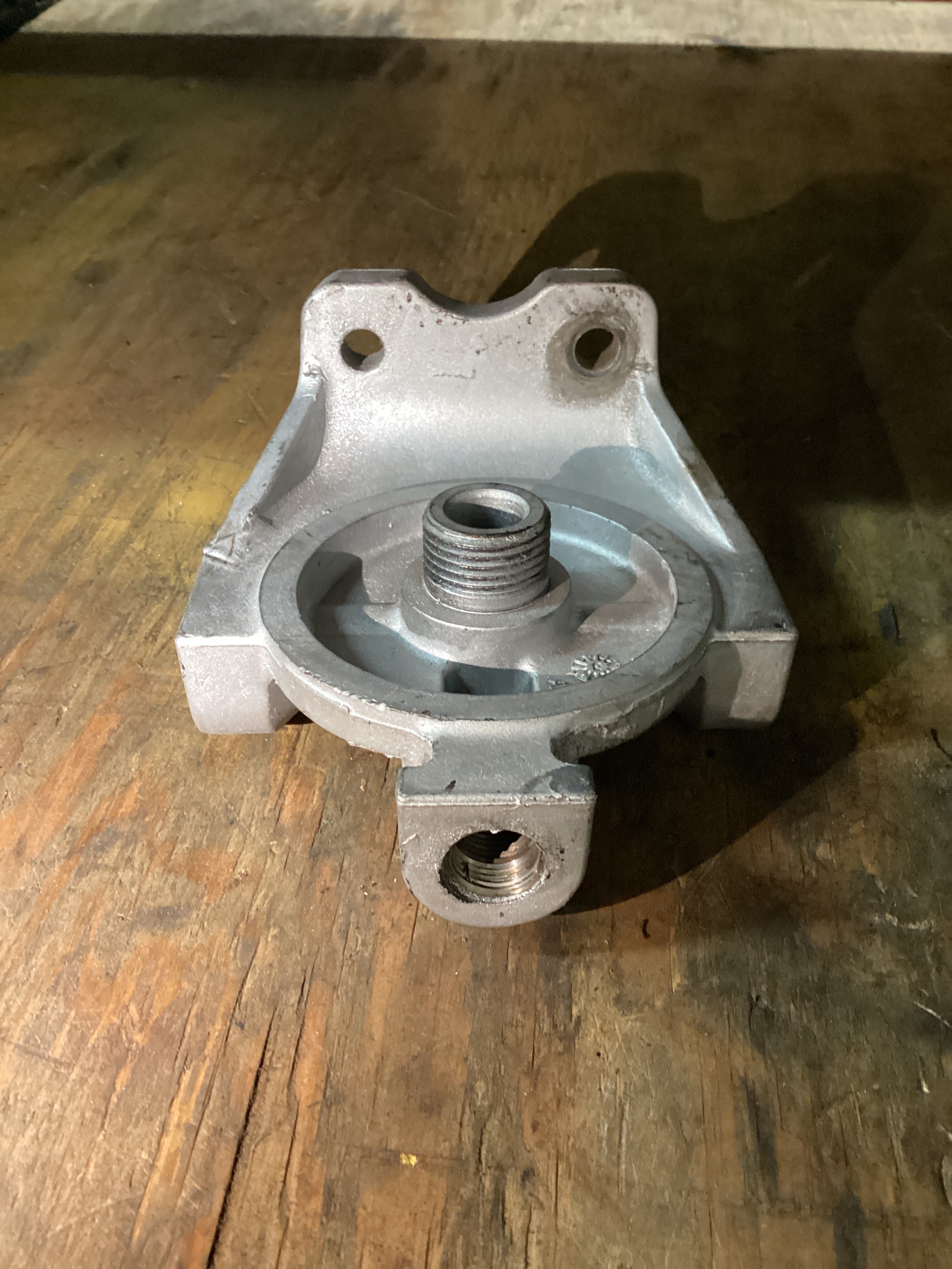 USED | ENGINE FUEL WATER SEPARATOR FILTER BASE DETROIT 14 L | SKU1,454