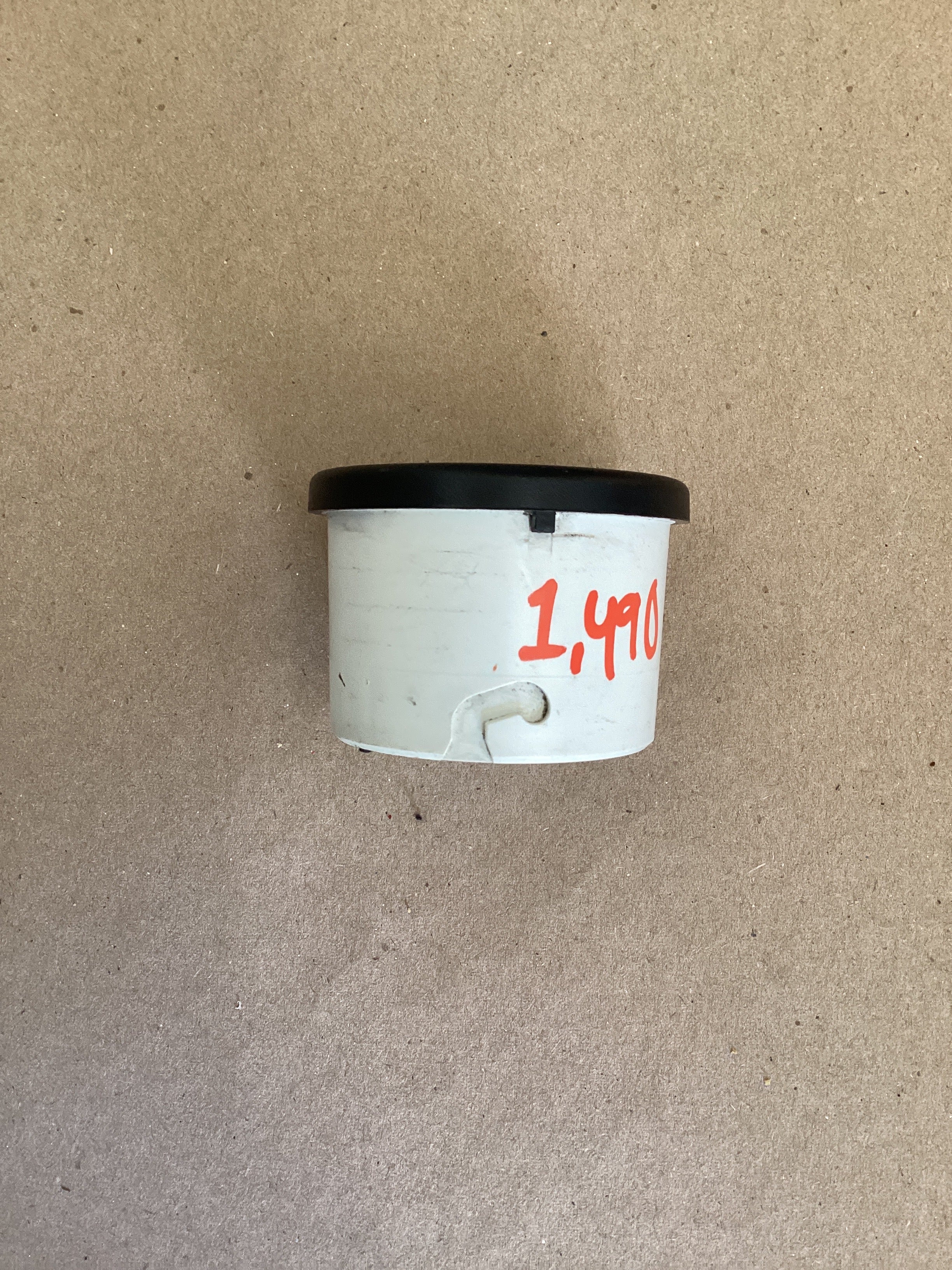 USED | DASHBOARD OIL PRESSURE GAUGE FREIGHTLINER | SKU1,490