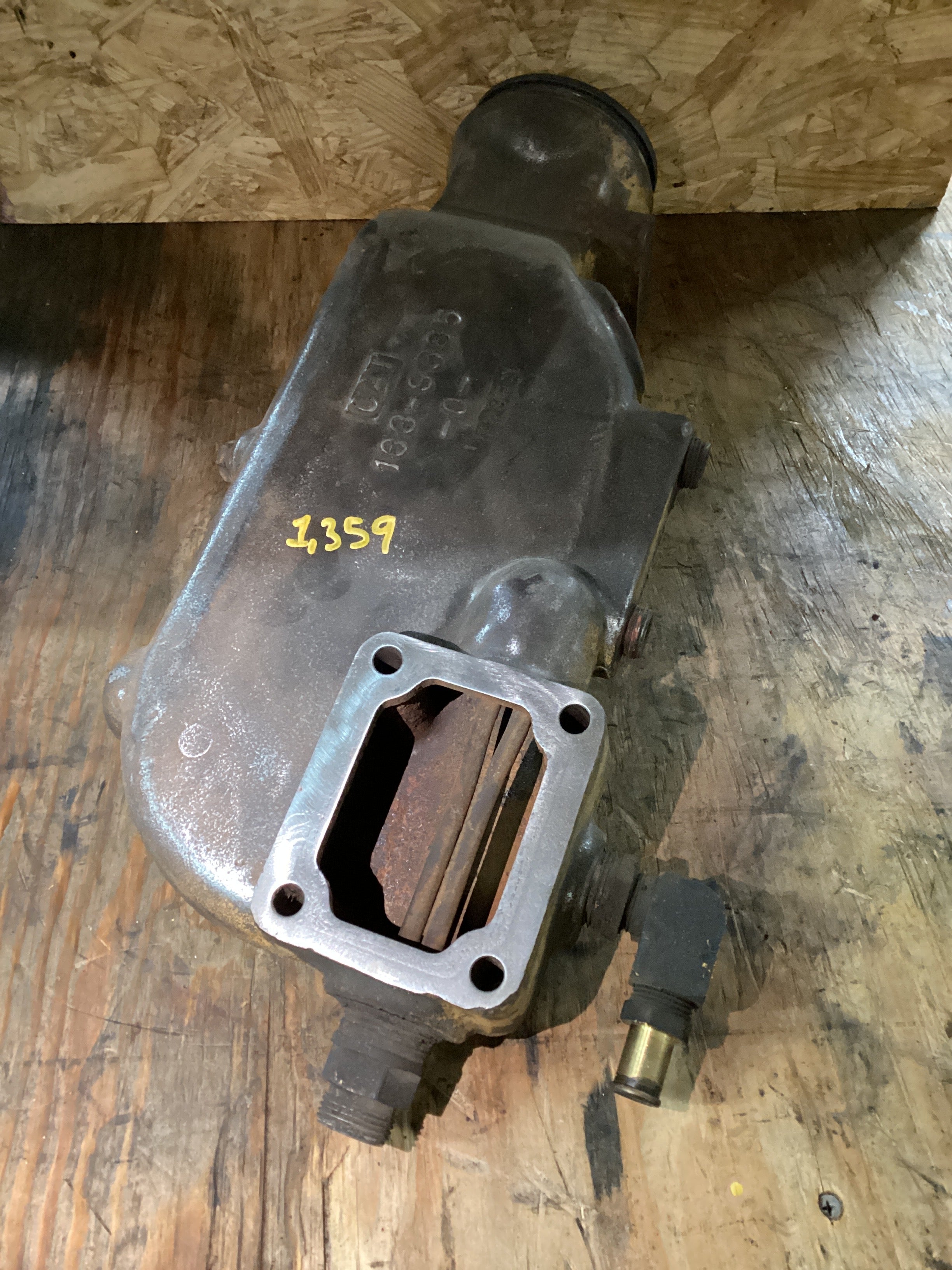 USED | ENGINE OIL COOLER CAT C15 | SKU1,359