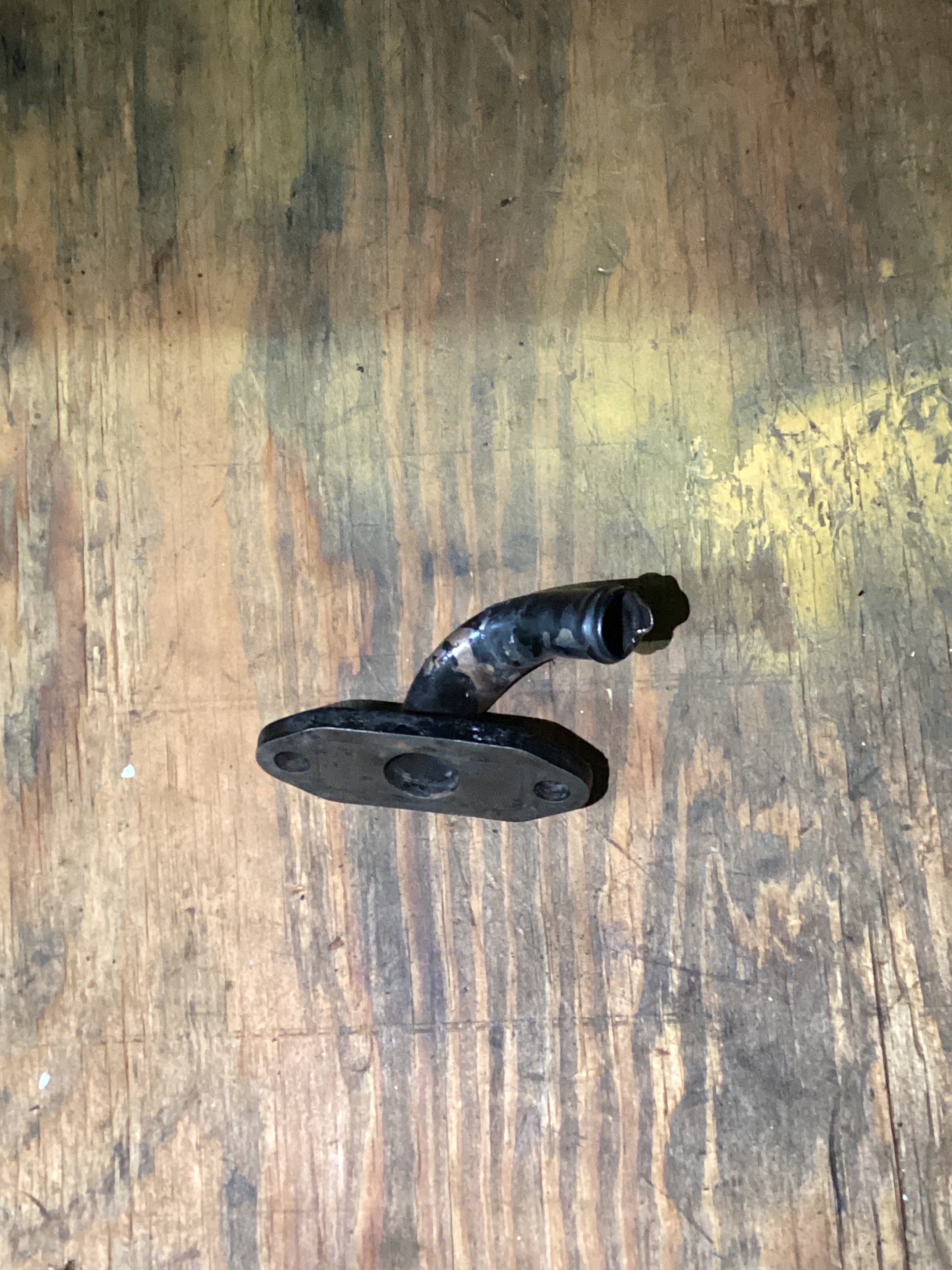USED | ENGINE AIR COMPRESSOR ELBOW TUBE CONNECTION DETROIT | SKU1,444