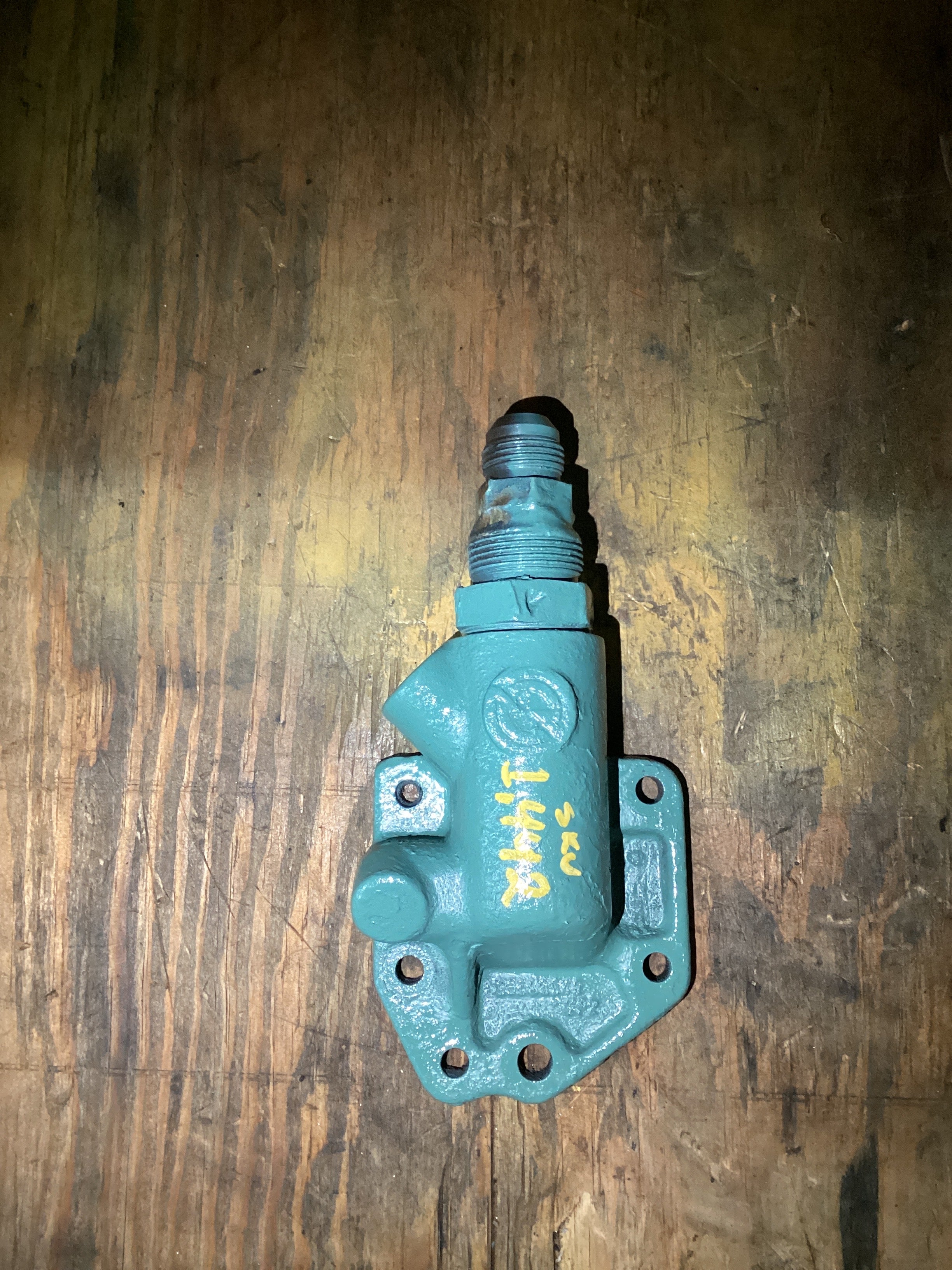 USED | ENGINE TURBO OIL DRAIN ADAPTER STRUT DETROIT 14 L | SKU1,442