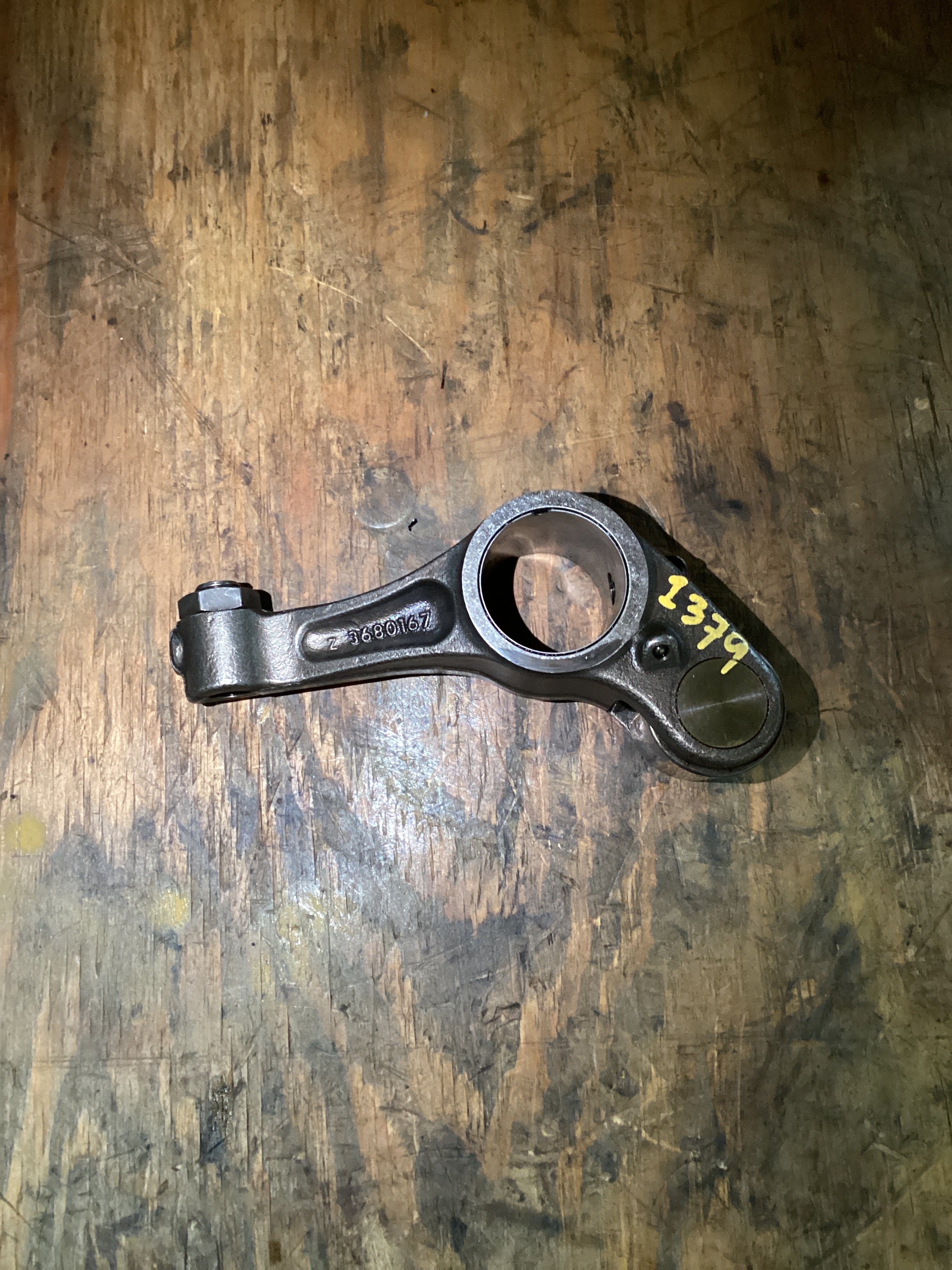USED | ENGINE ROCKER ARM CUMMINS ISX | SKU1,379