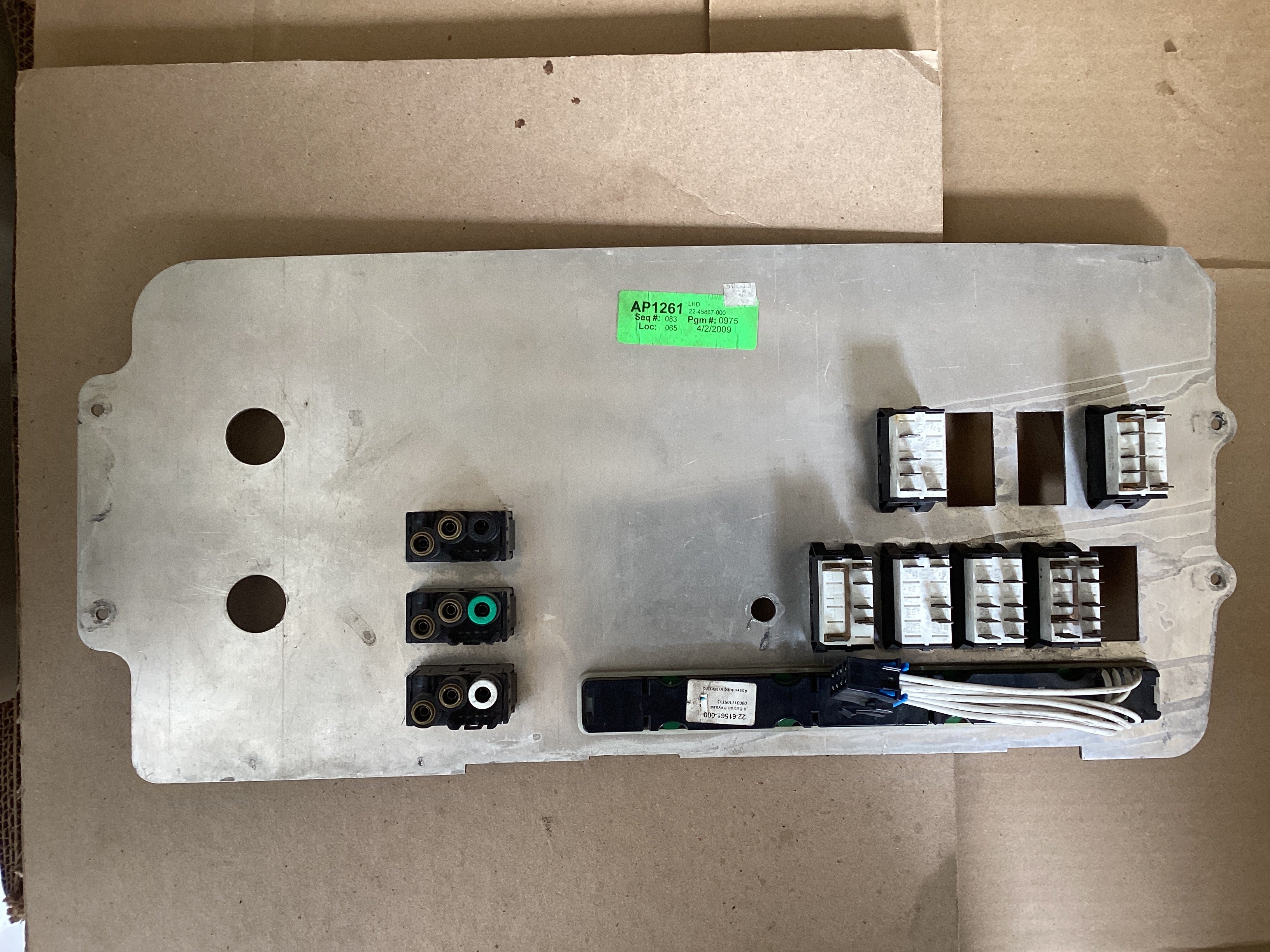 USED | DASHBOARD PANEL SWITCH MAIN CONTROLLER FREIGHTLINER | SKU1,605