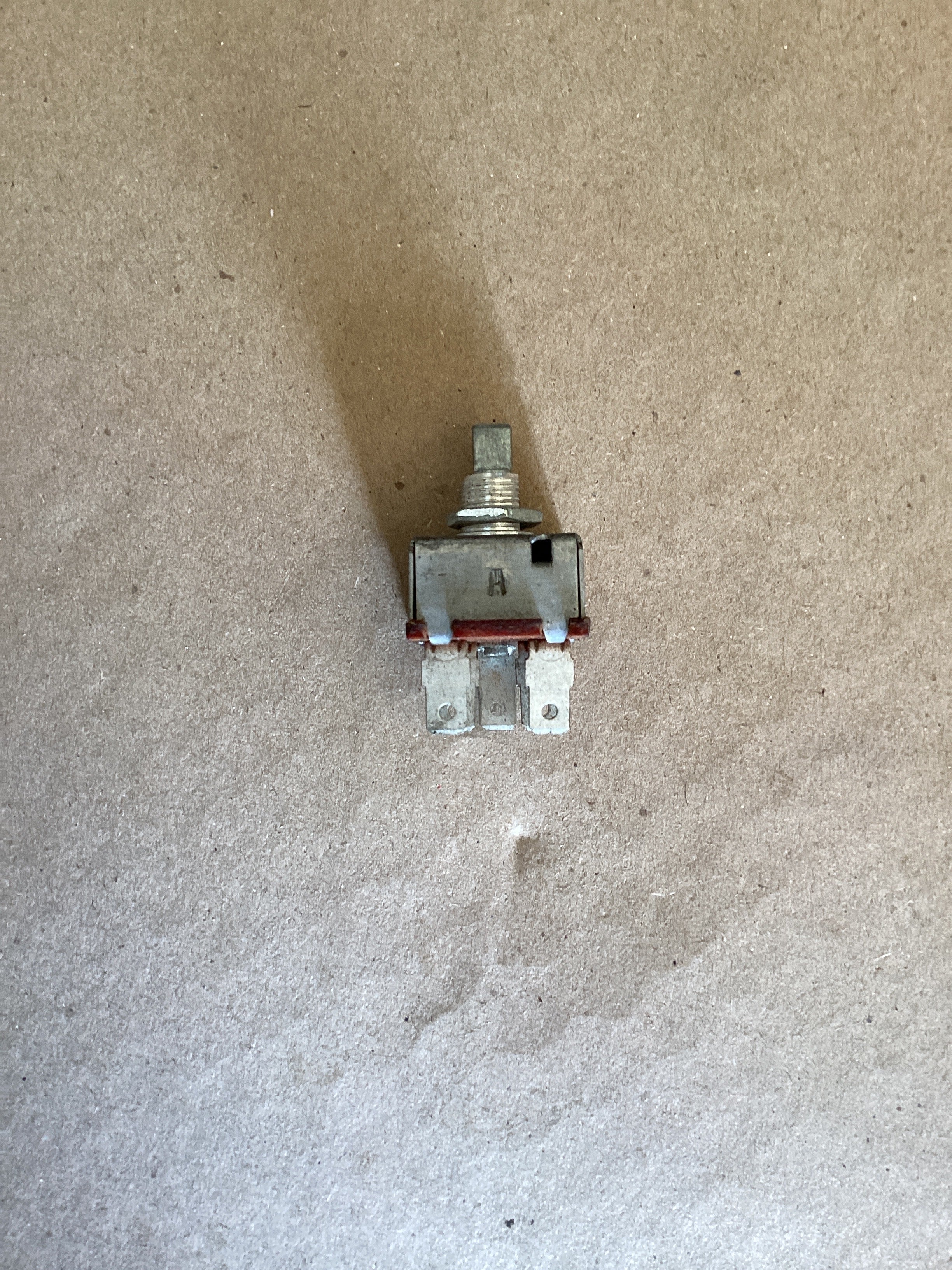 USED | DASHBOARD PANEL A/C BLOWER CONTROL SPEED SWITCH | SKU1,540