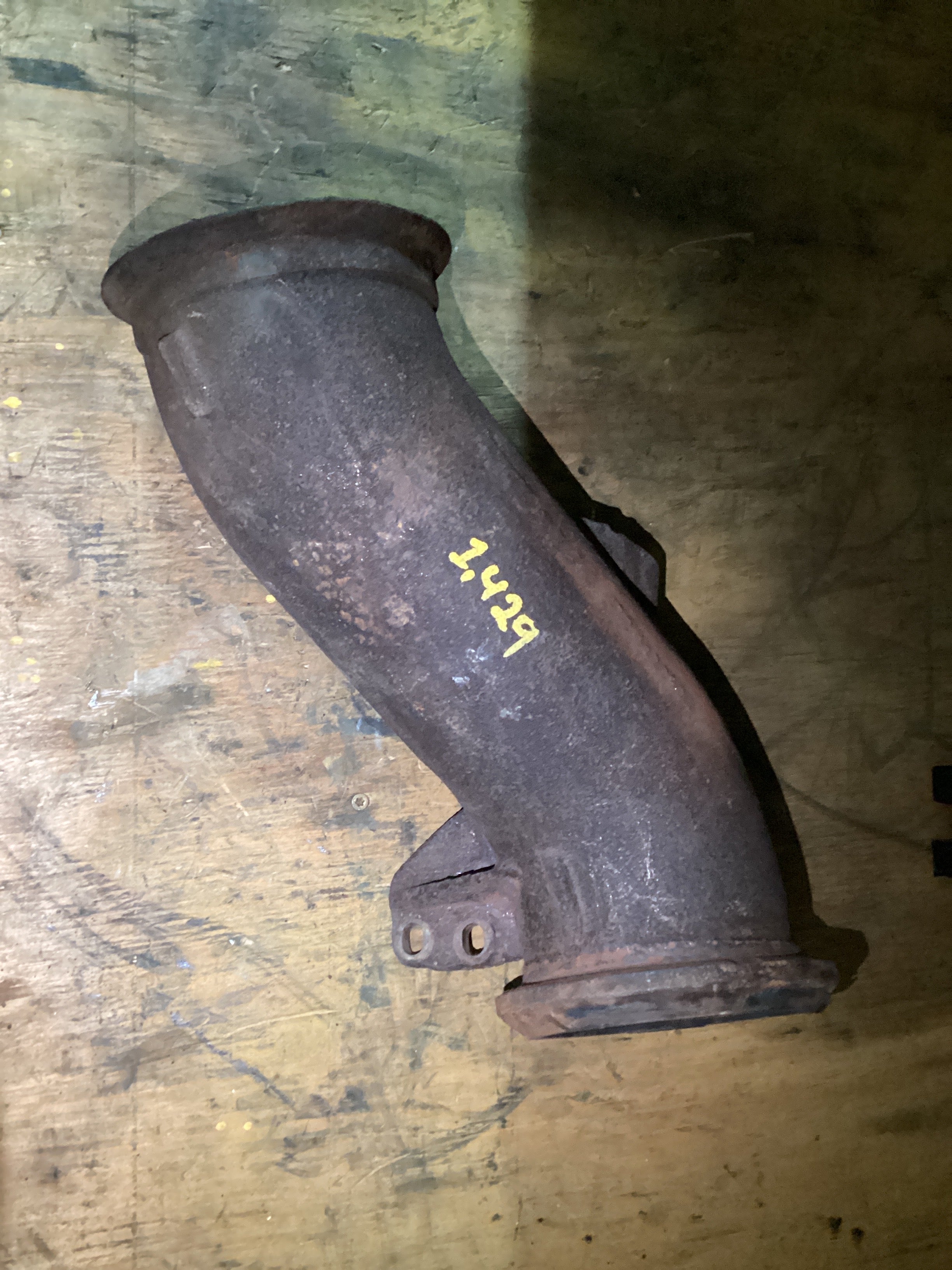 USED | ENGINE EXHAUST MANIFOLD TURBO CONNECTION PIPE DETROIT DD15 | SKU1,429