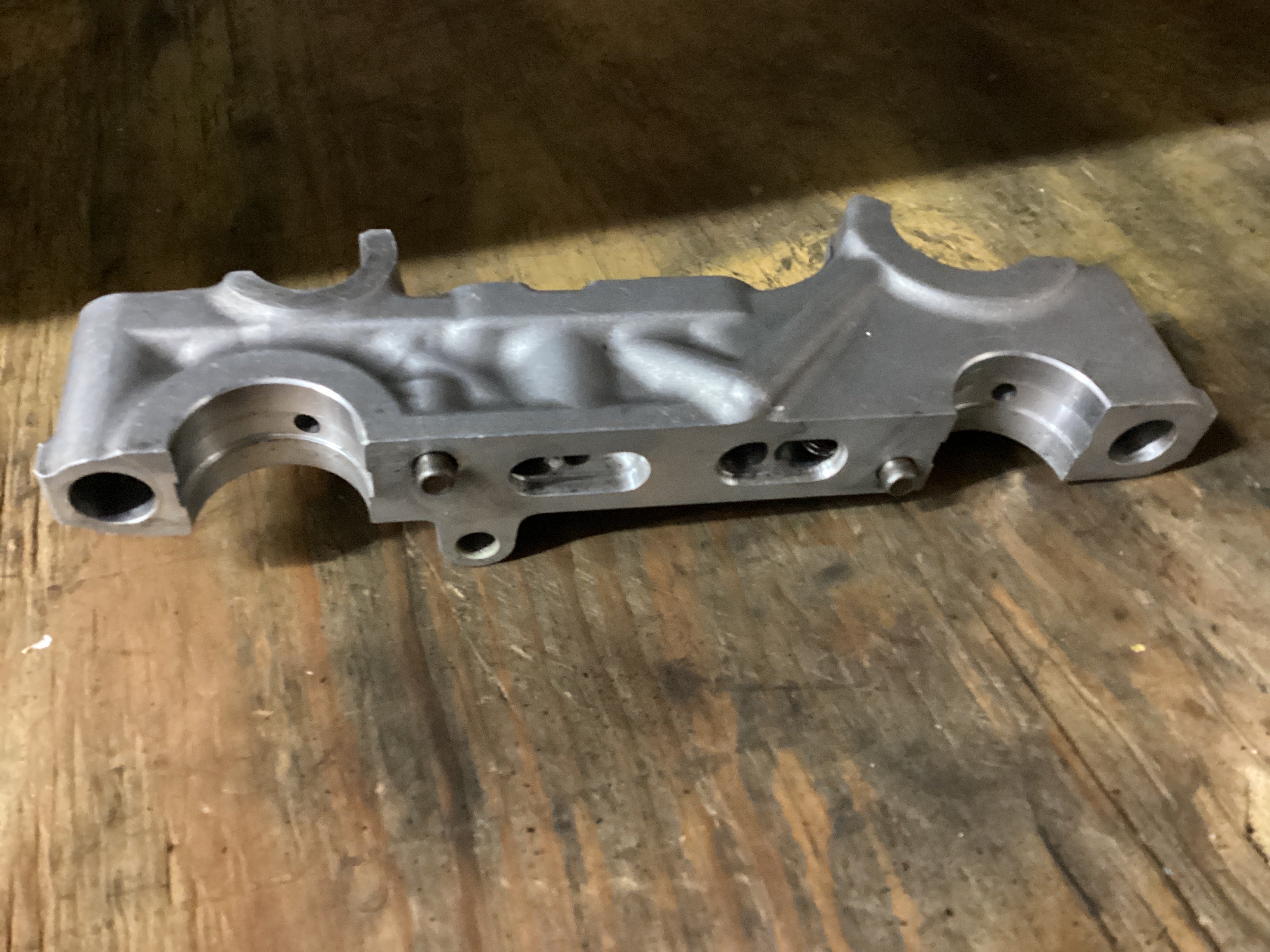 USED | ENGINE CAMSHAFT HOUSING BRACKET REAR DETROIT DD15 | SKU1,446