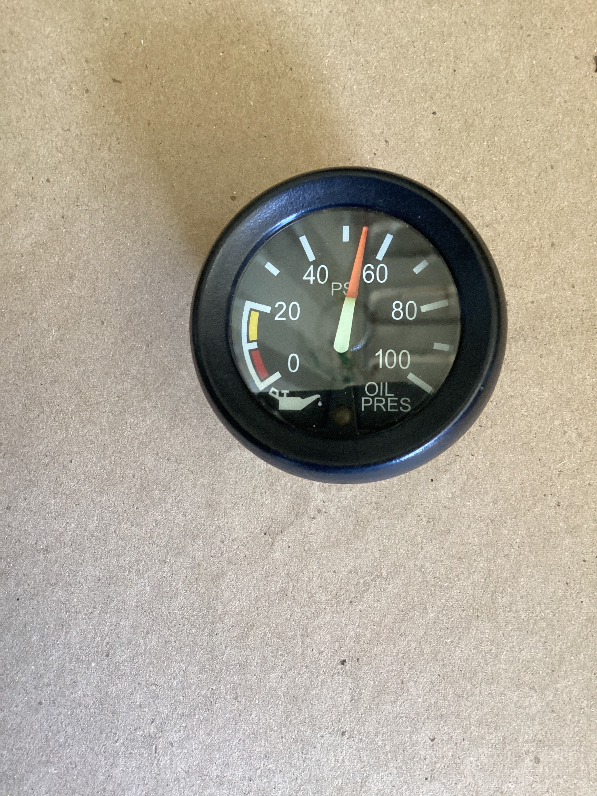 USED | DASHBOARD PANEL OIL PRESSURE GAUGE PETERBILT | SKU1,550