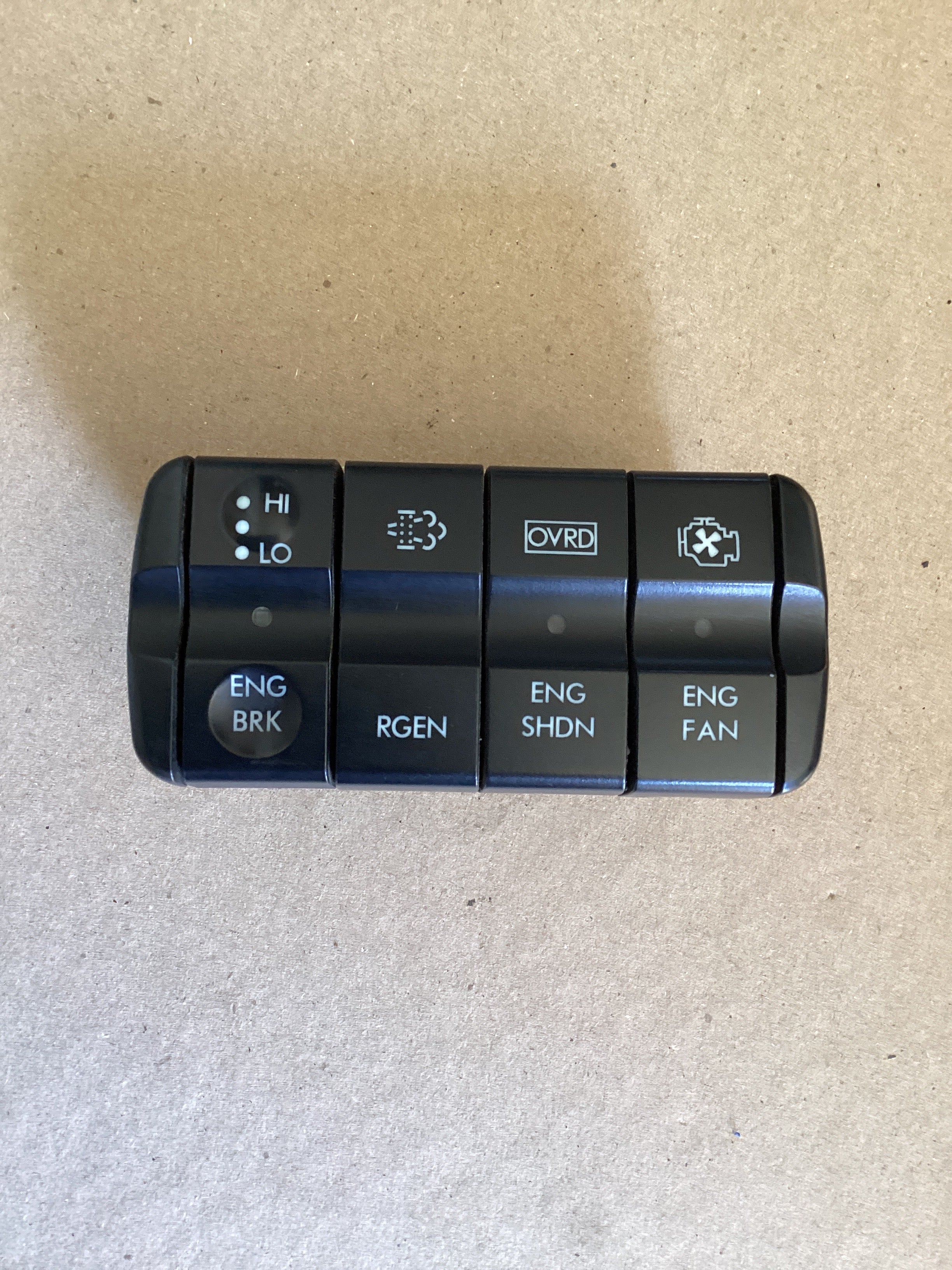 USED | DASHBOARD PANEL SWITCH FREIGHTLINER | SKU1,516