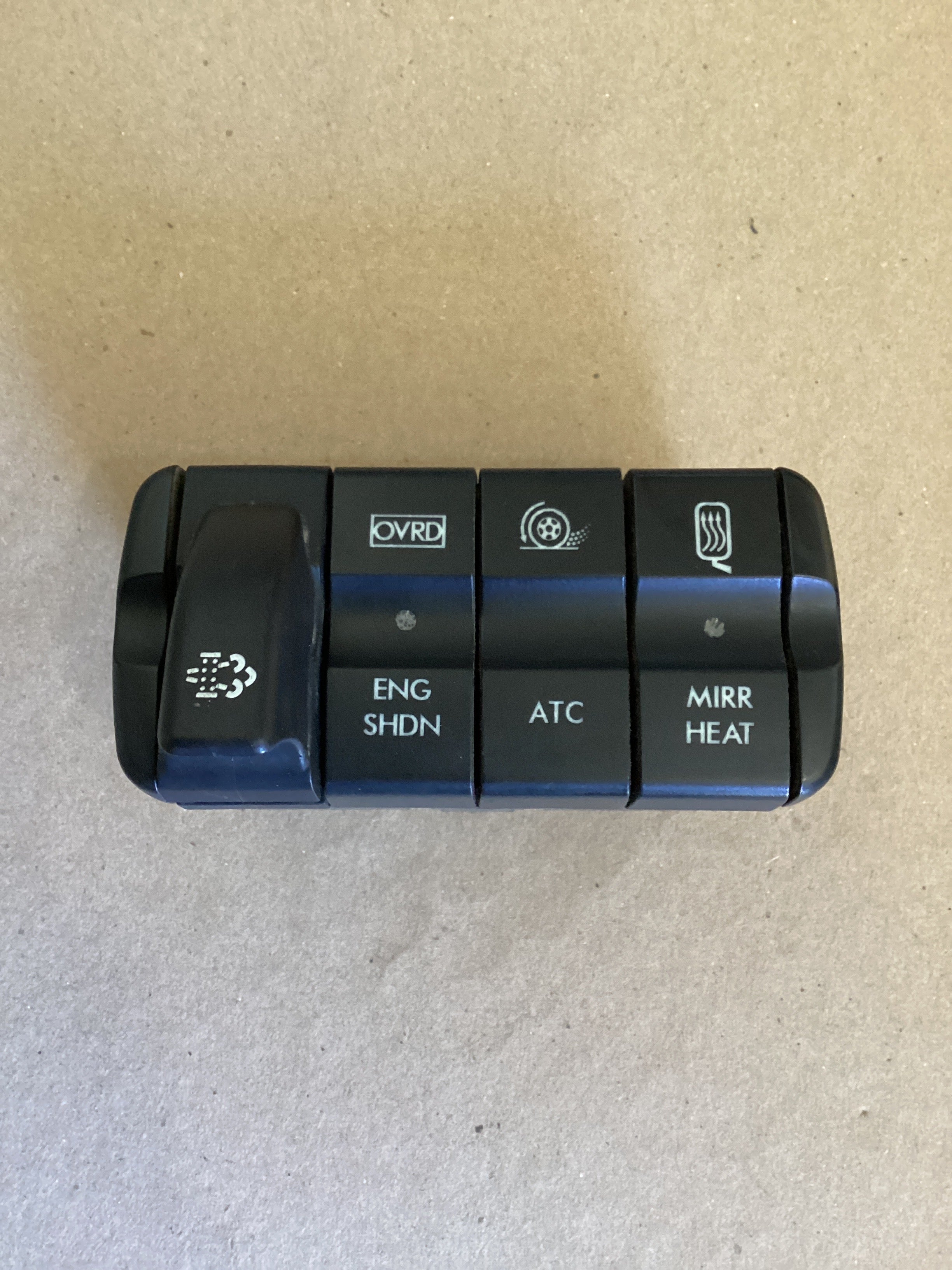 USED | DASHBOARD PANEL SWITCH MODULE FREIGHTLINER | SKU1,526