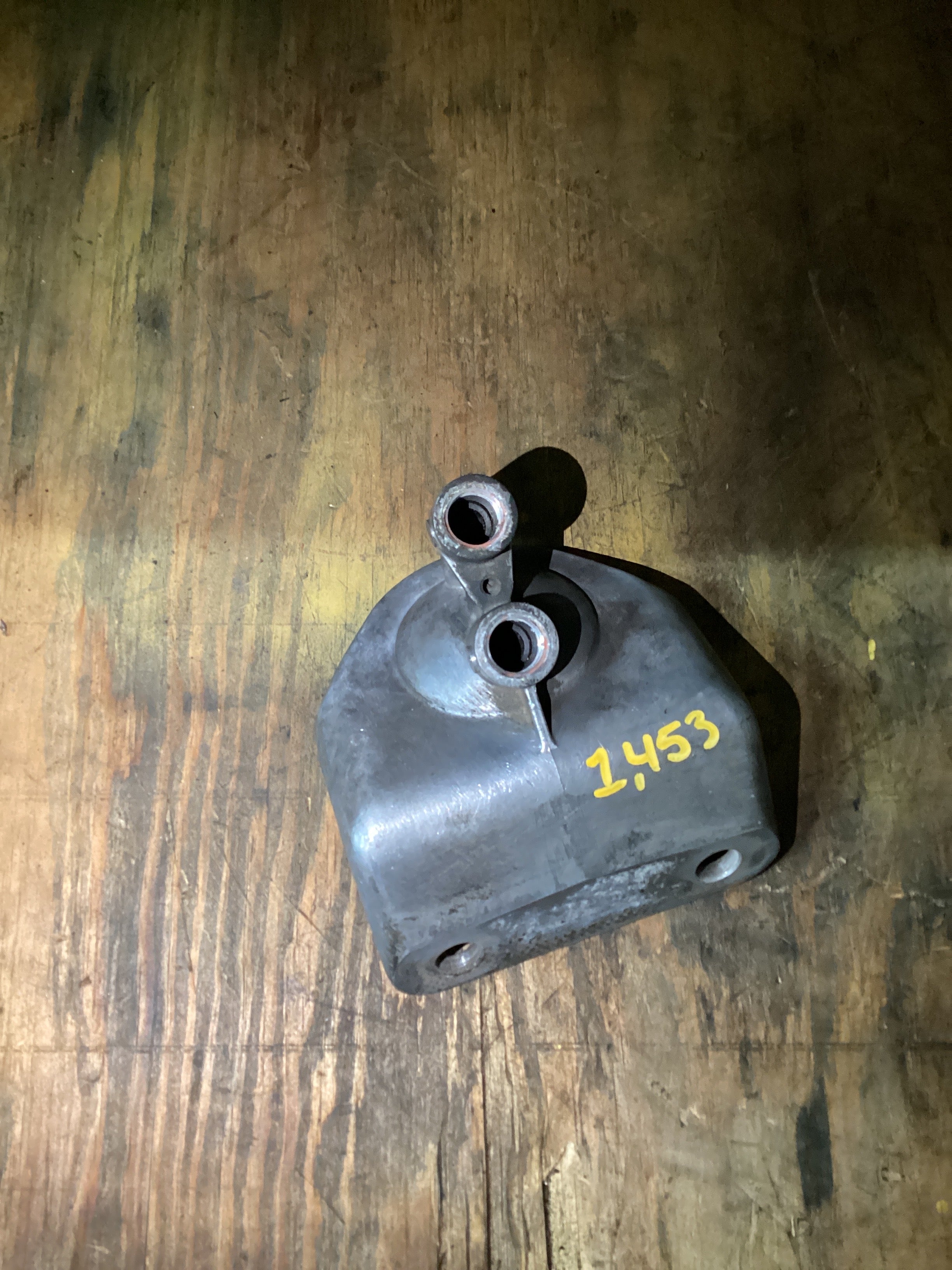 USED | ENGINE FUEL FILTER BASE DETROIT | SKU1,453