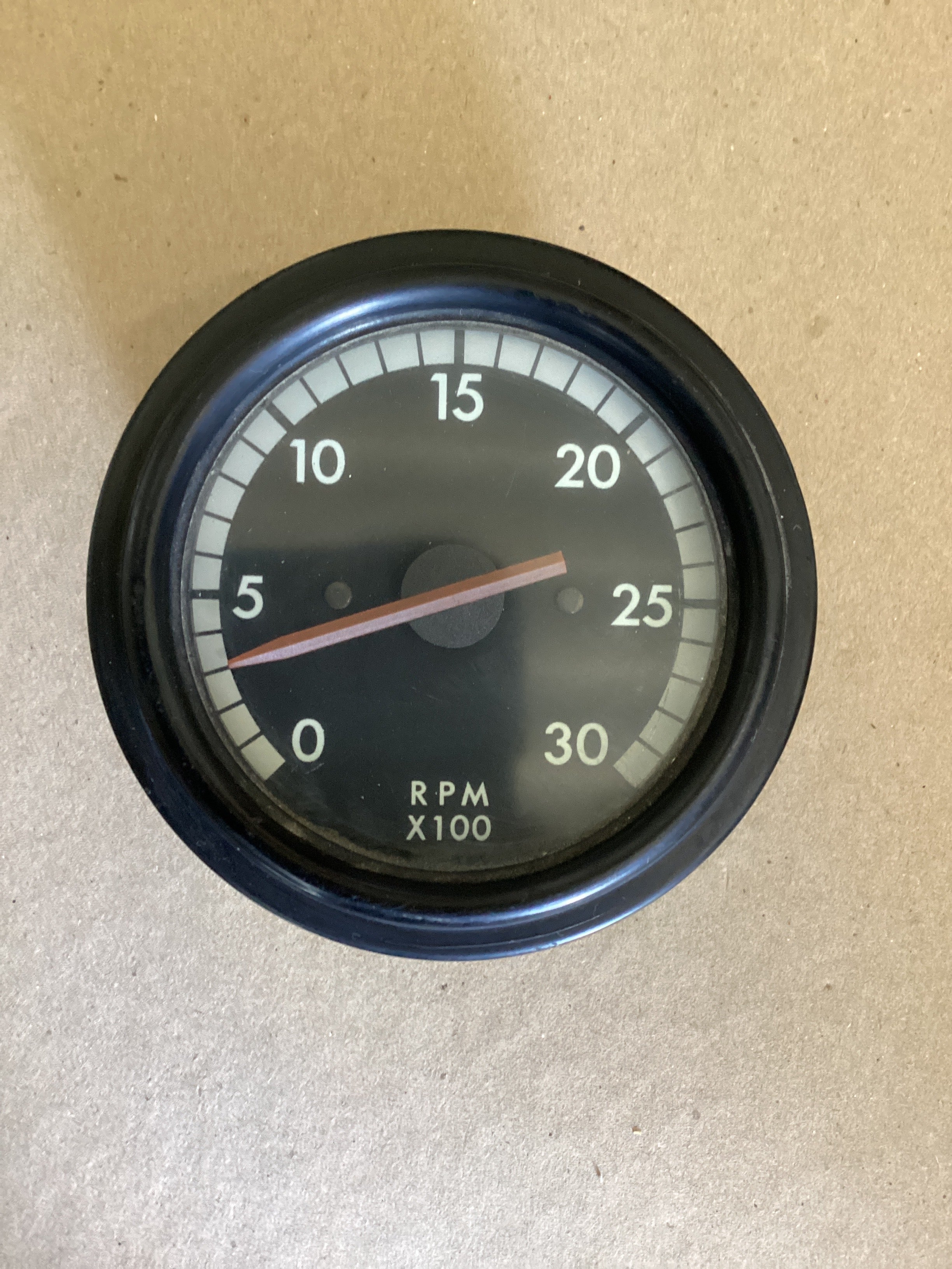 USED | DASHBOARD PANEL RPM TACHOMETER GAUGE FREIGHTLINER | SKU1,569