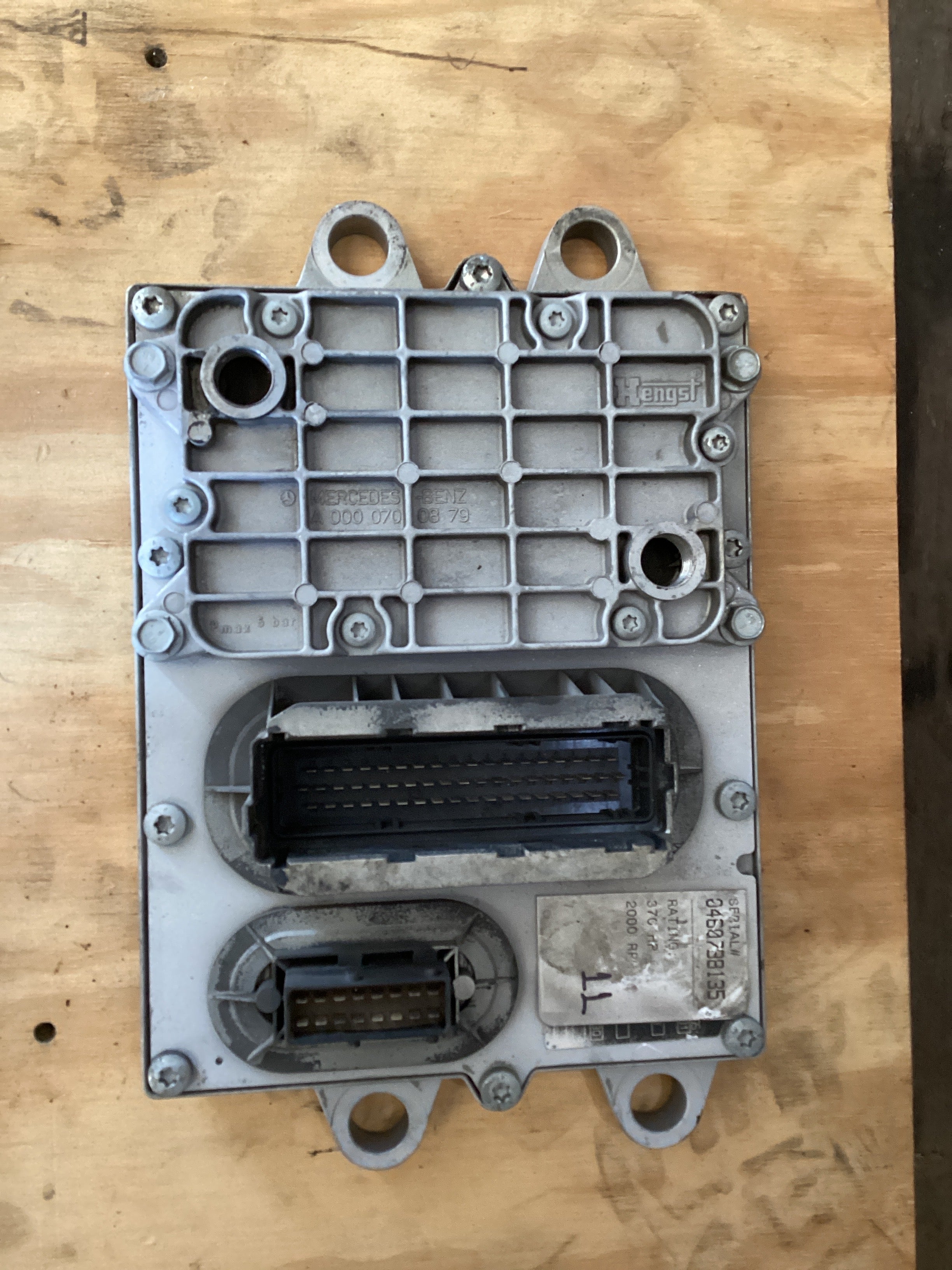 USED | ENGINE ECM CONTROL MODULE MERCEDES | SKU1,483