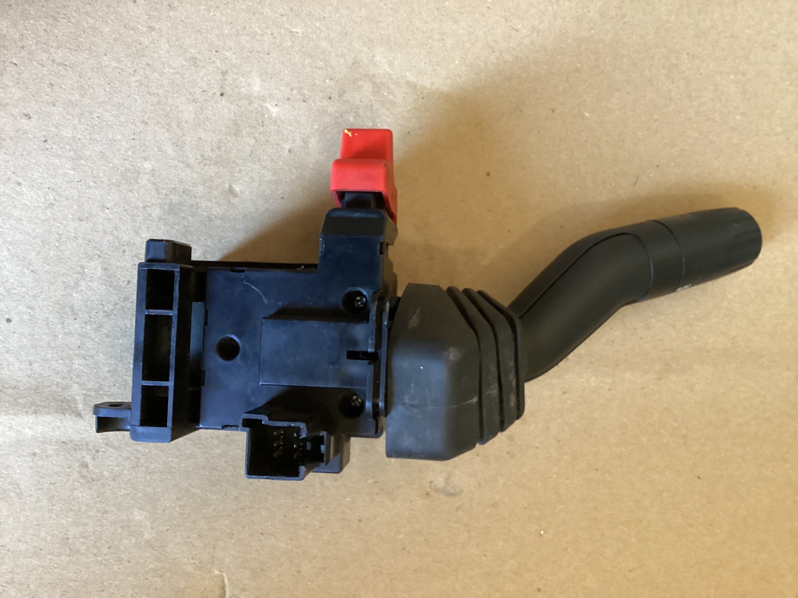 USED | TURN SIGAN AND WIPER SWITCH FREIGHTLINER | SKU1,628