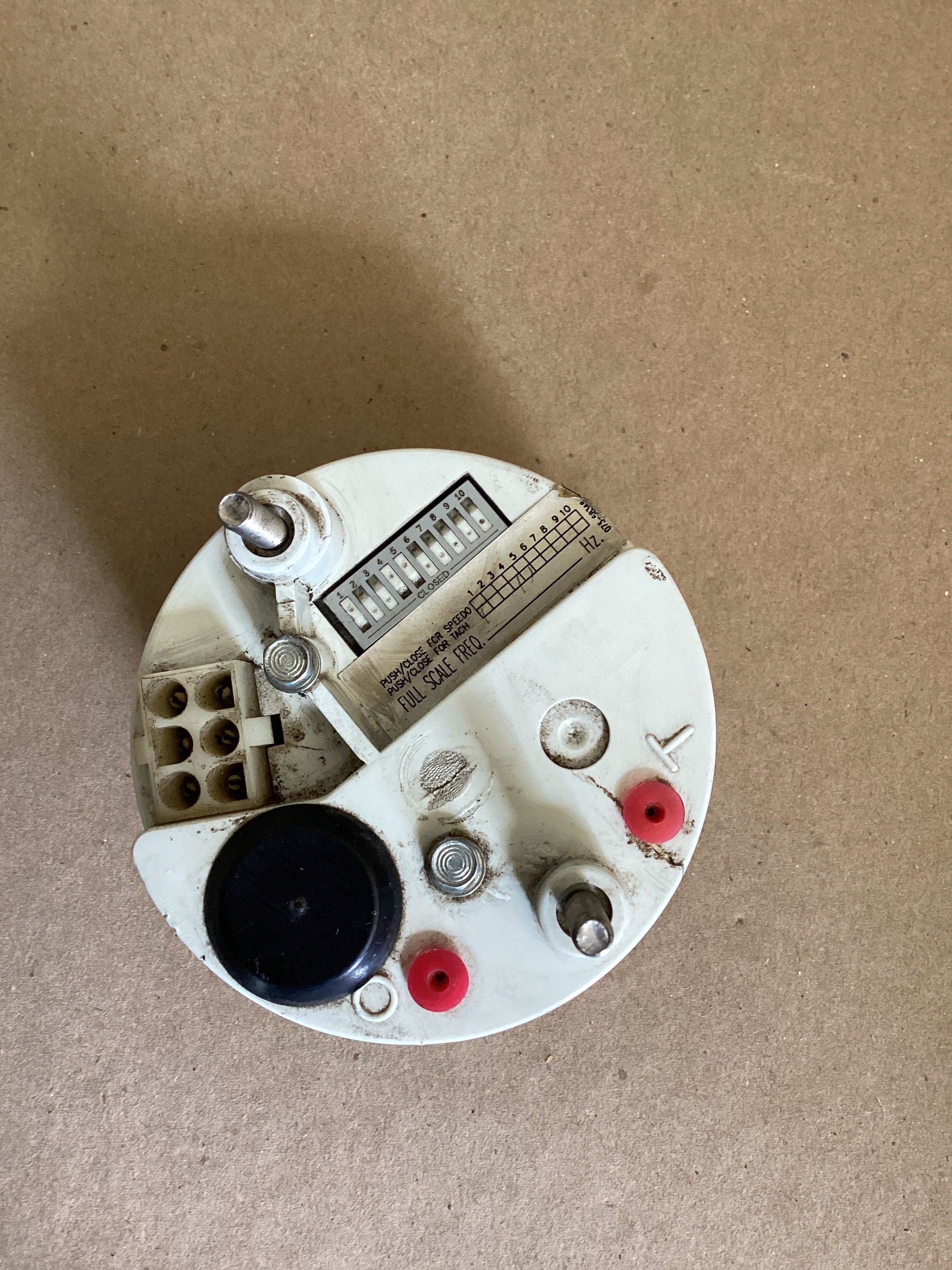 USED | DASHBOARD PANEL RPM X 100 TACHOMETER GAUGE PETERBILT | SKU1,572