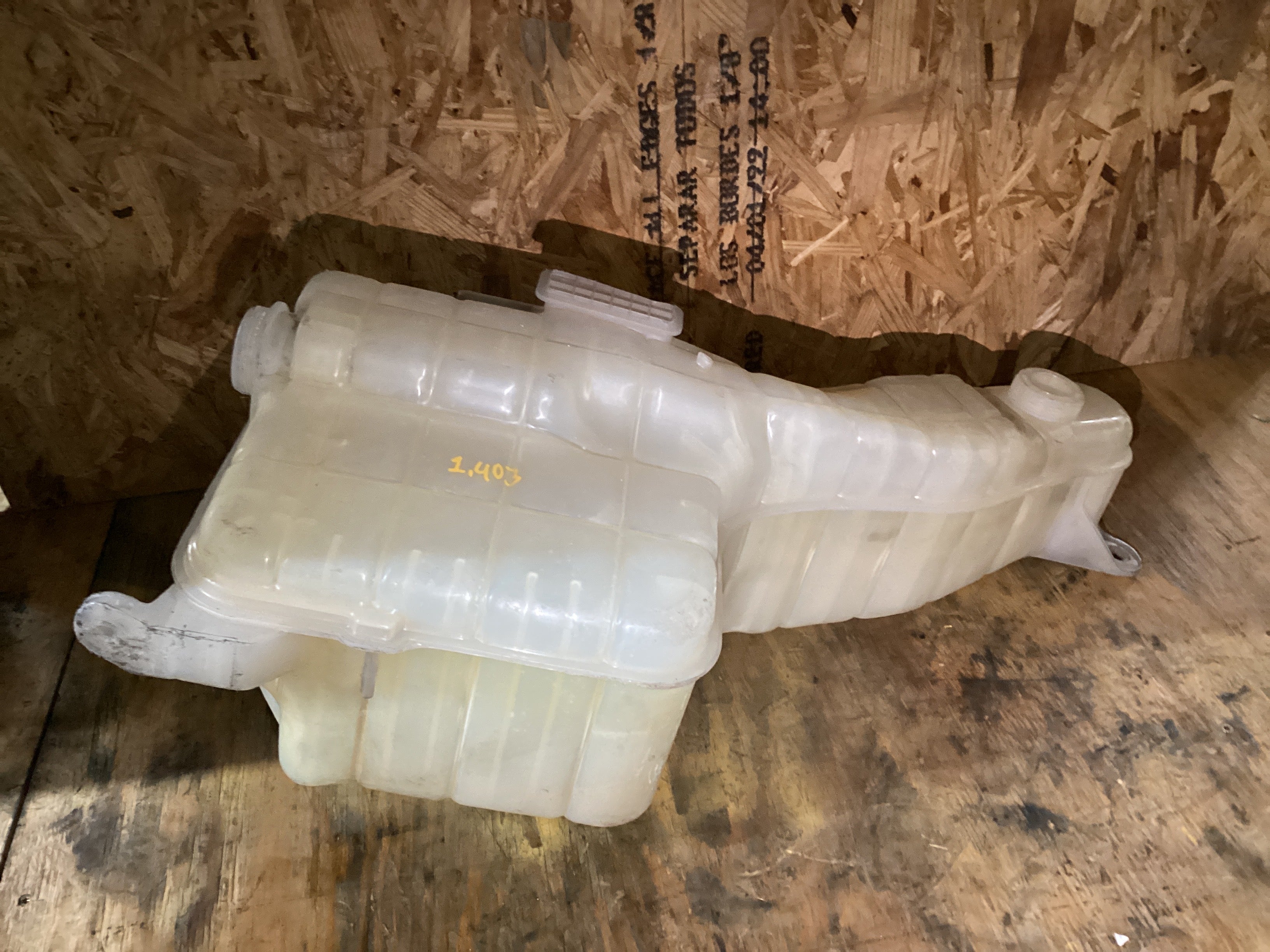 USED | COOLANT RESERVOIR TANK FREIGHTLINER M2 | SKU1,403