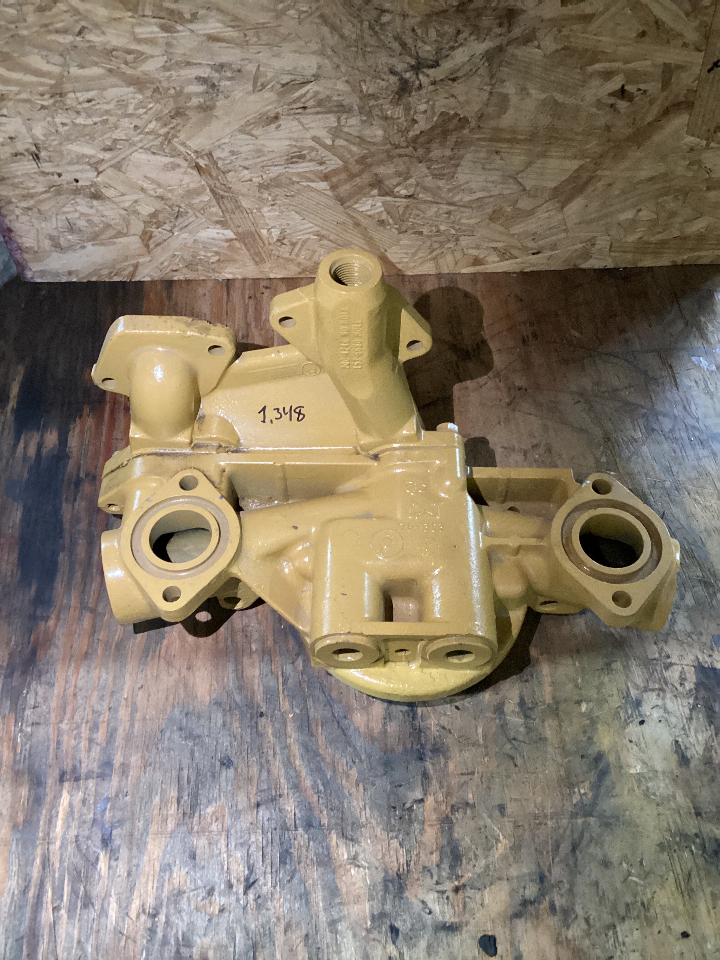 USED | ENGINE OIL FILTER BASE CAT C15 | SKU1,348