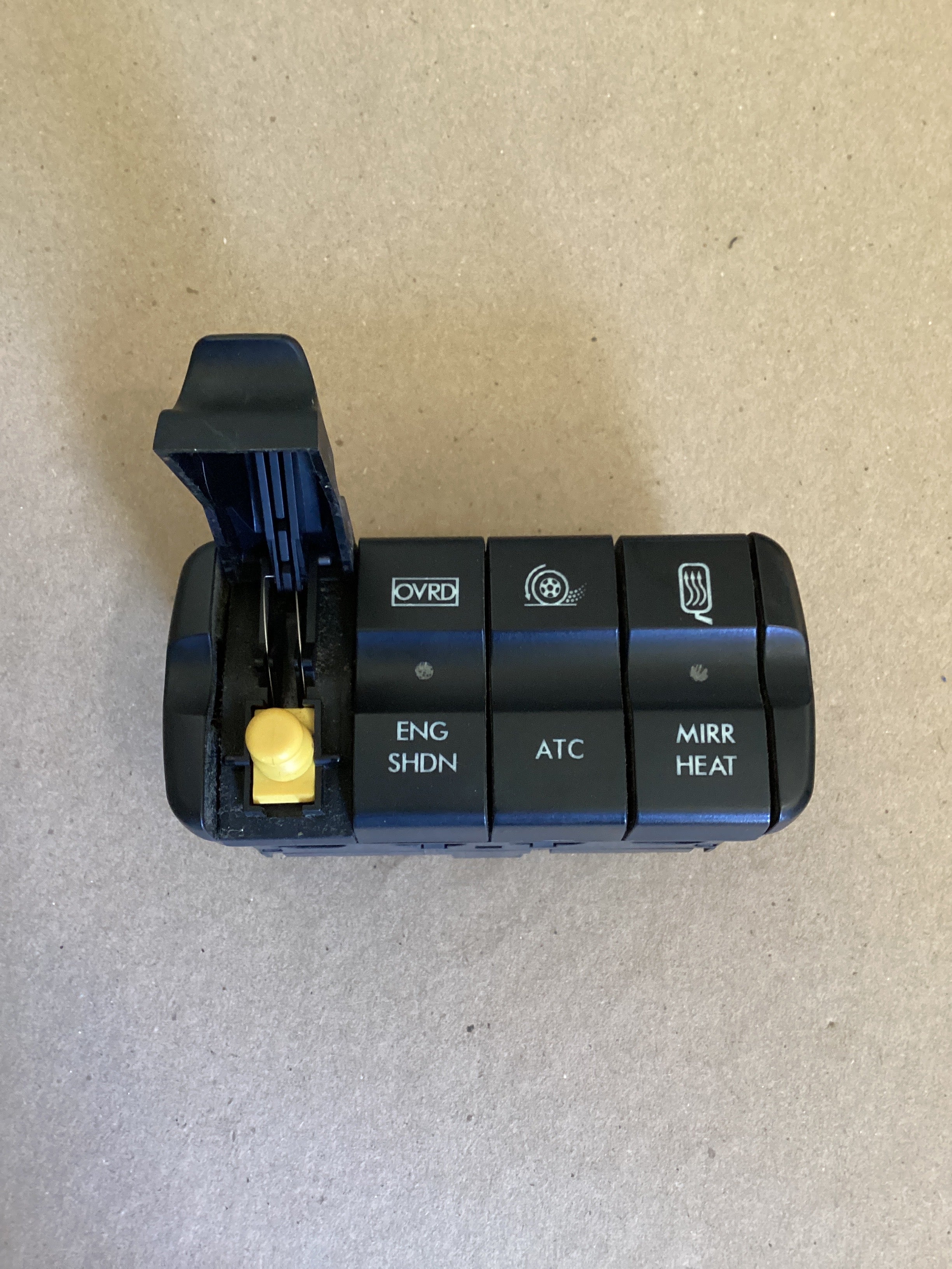 USED | DASHBOARD PANEL SWITCH MODULE FREIGHTLINER | SKU1,526