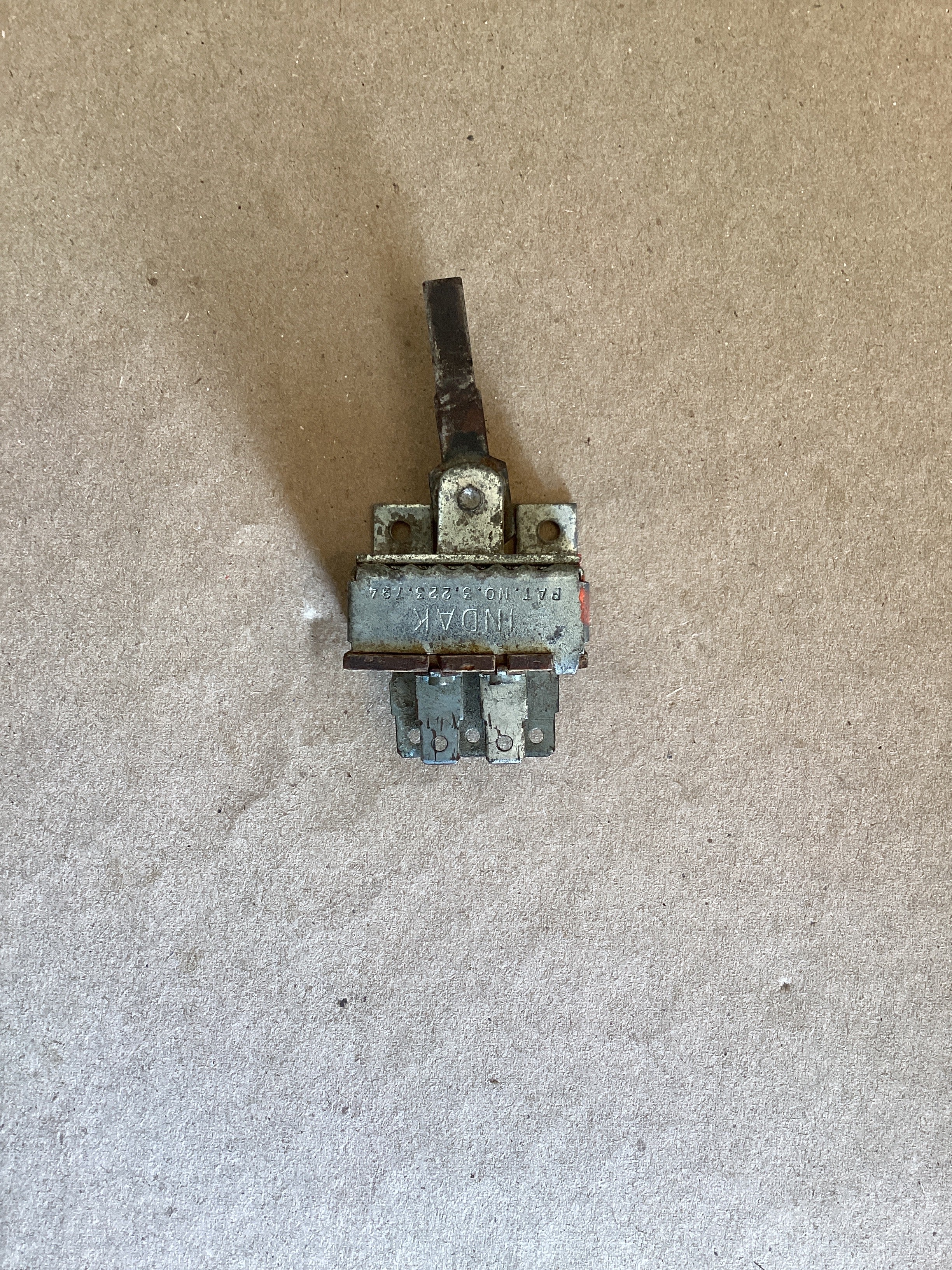 USED | DASHBOARD PANEL A/C BLOWER CONTROL SWITCH | SKU1,539