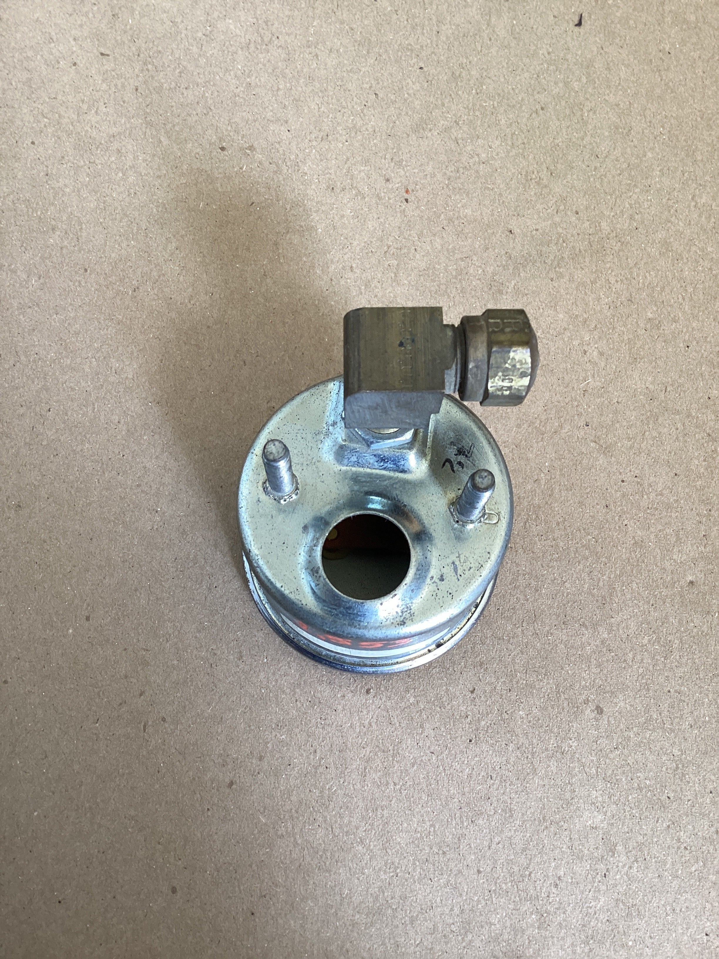 USED | DASHBOARD PANEL AIR PRESSURE PSI GAUGE FREIGHTLINER | SKU1,553