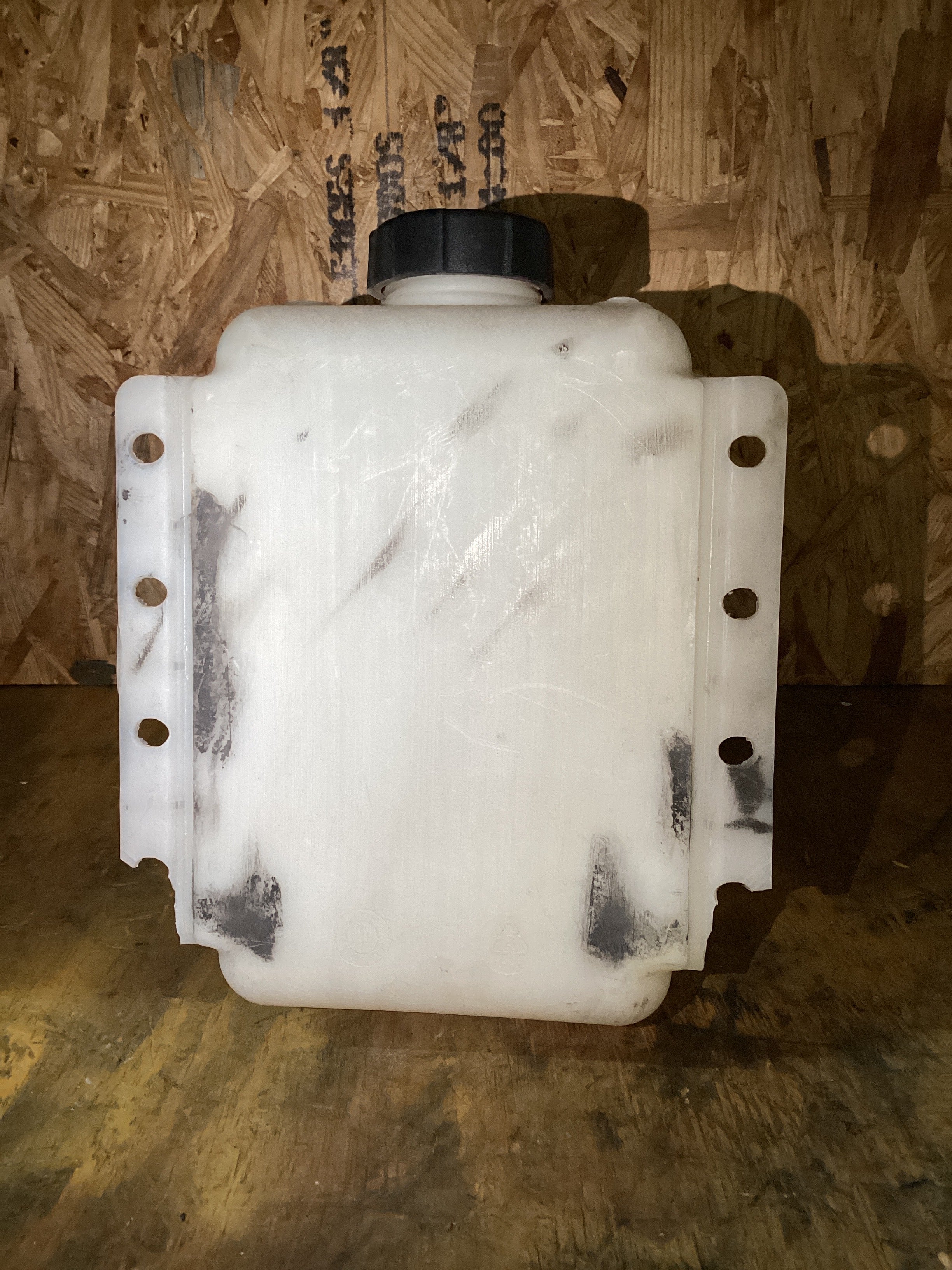 USED | WIPER WASHER RESERVOIR TANK INTERNATIONAL | SKU1,405